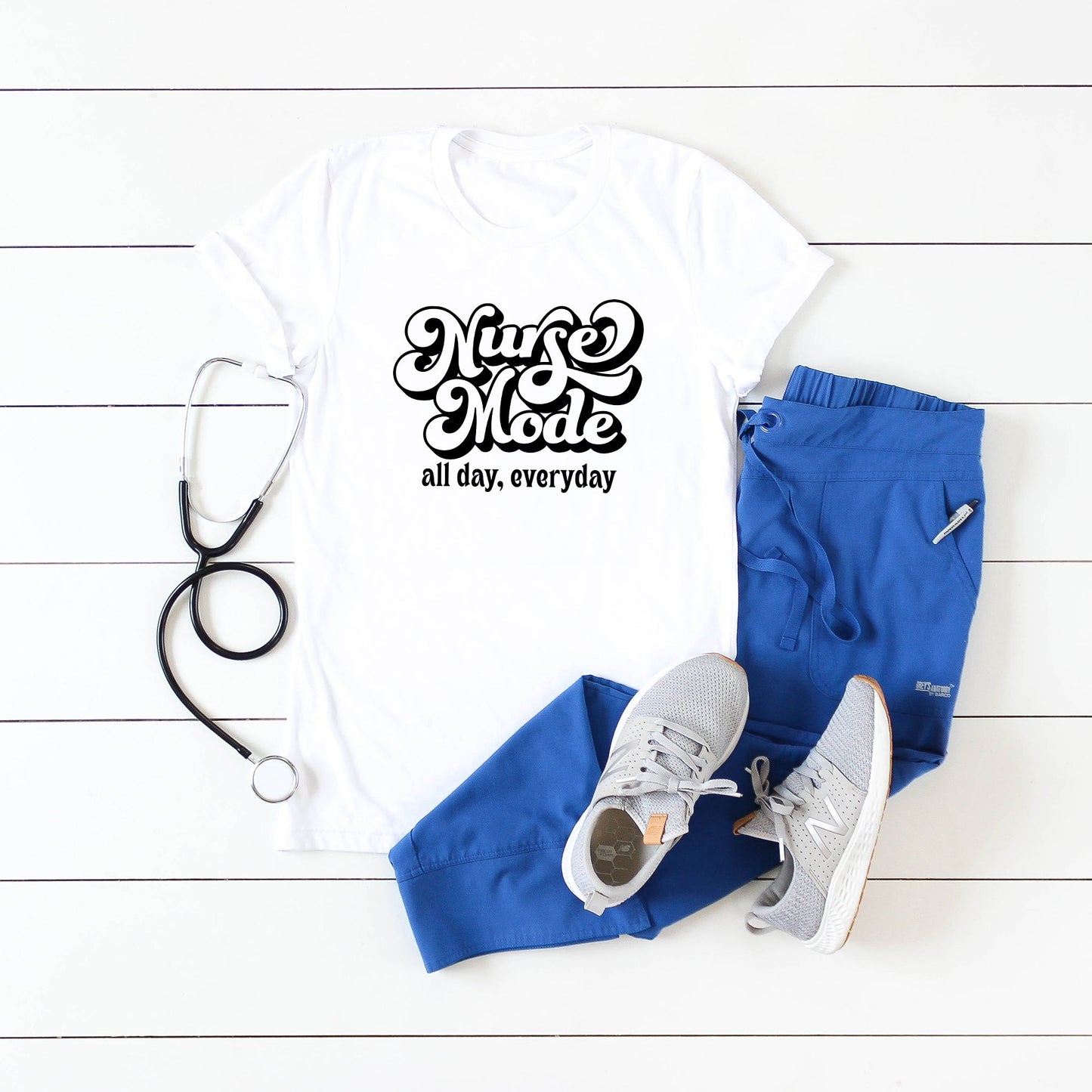 Nurse Mode Retro | Short Sleeve Graphic Tee