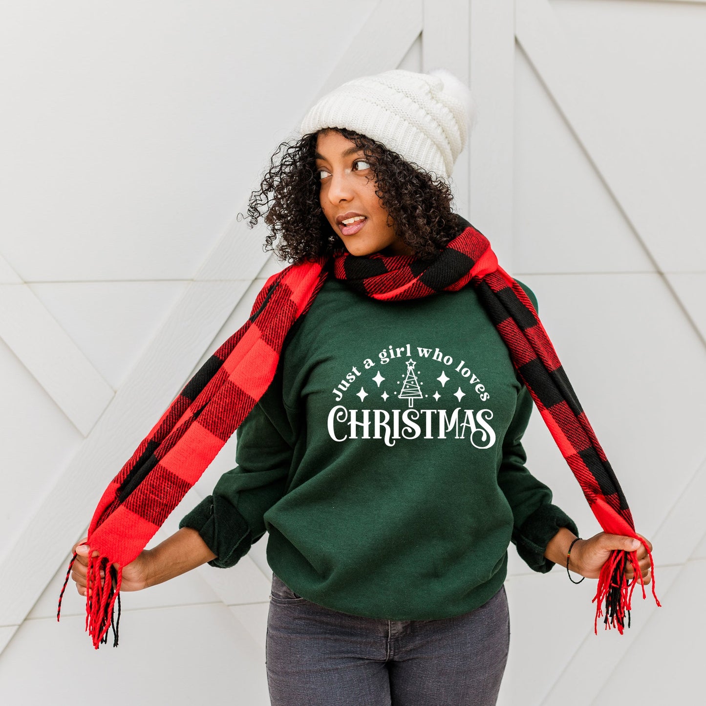 Just A Girl Who Loves Christmas | Sweatshirt