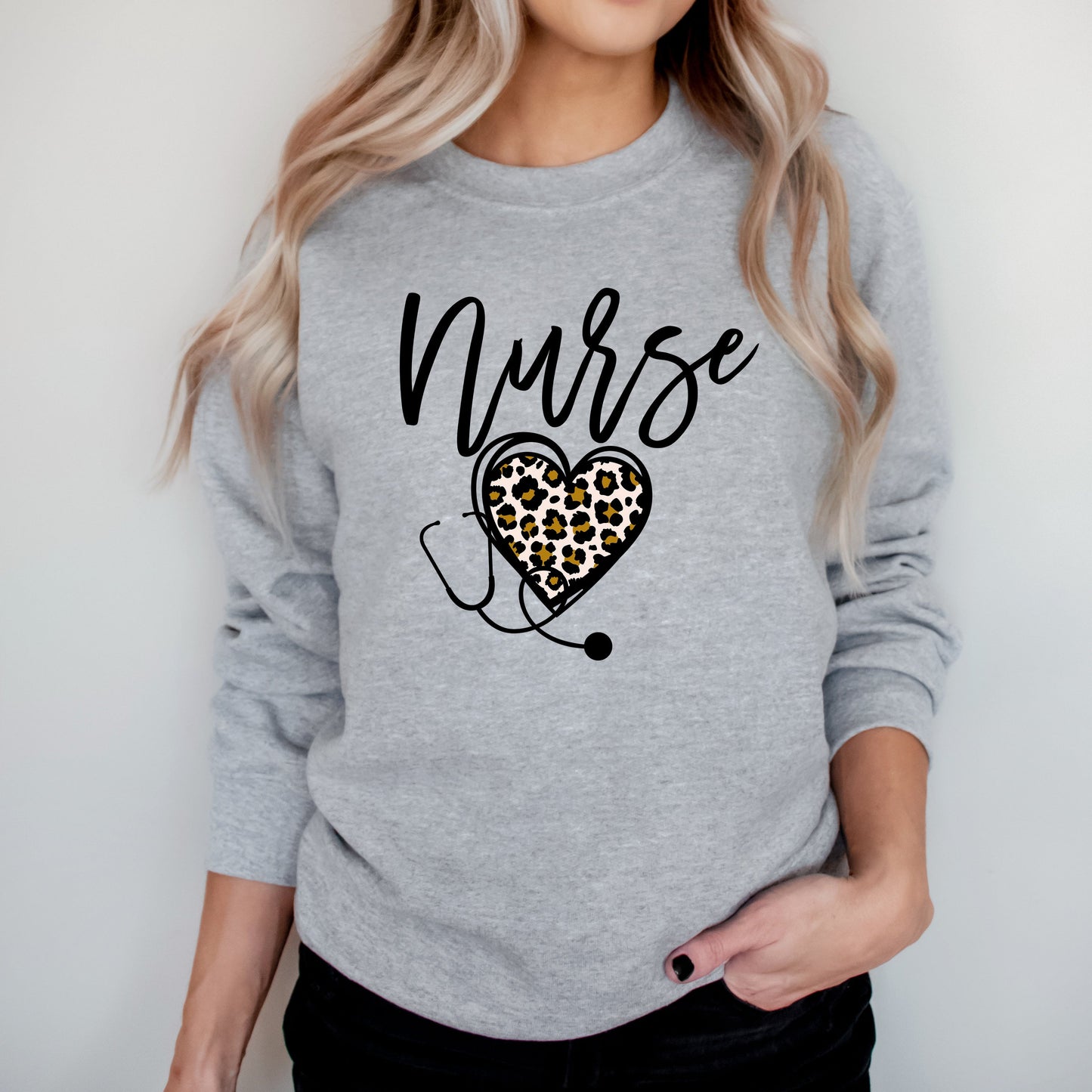 Leopard Nurse Heart | Sweatshirt