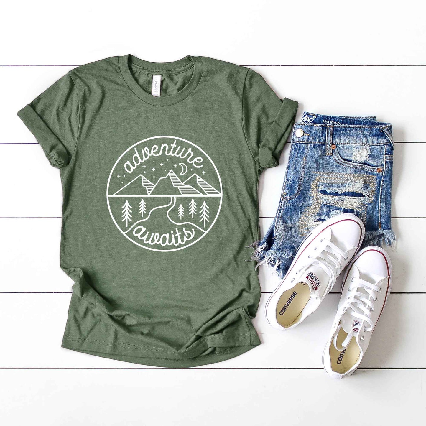 Adventure Awaits | Short Sleeve Crew Neck