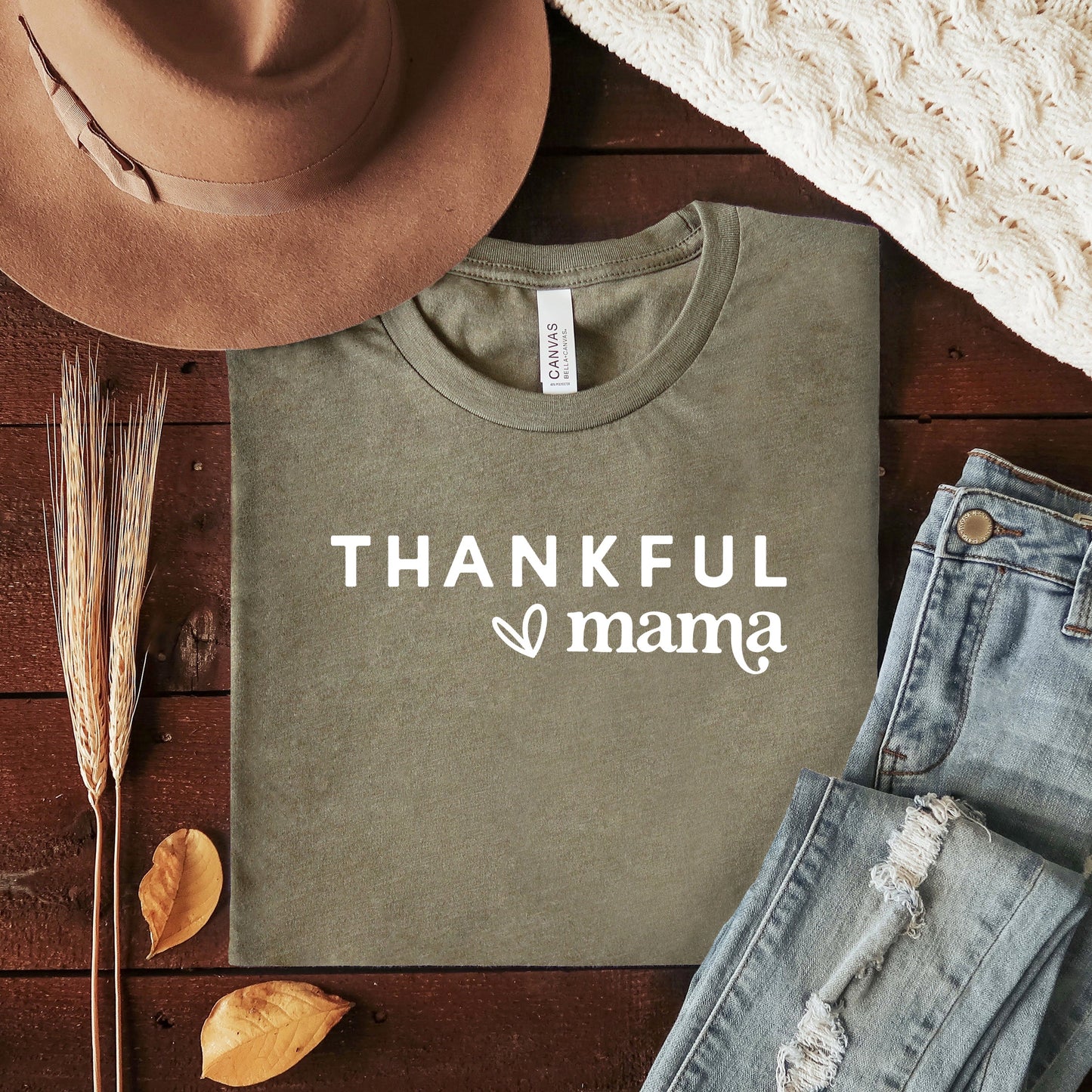 Thankful Mama Bold Heart | Short Sleeve Crew Neck
