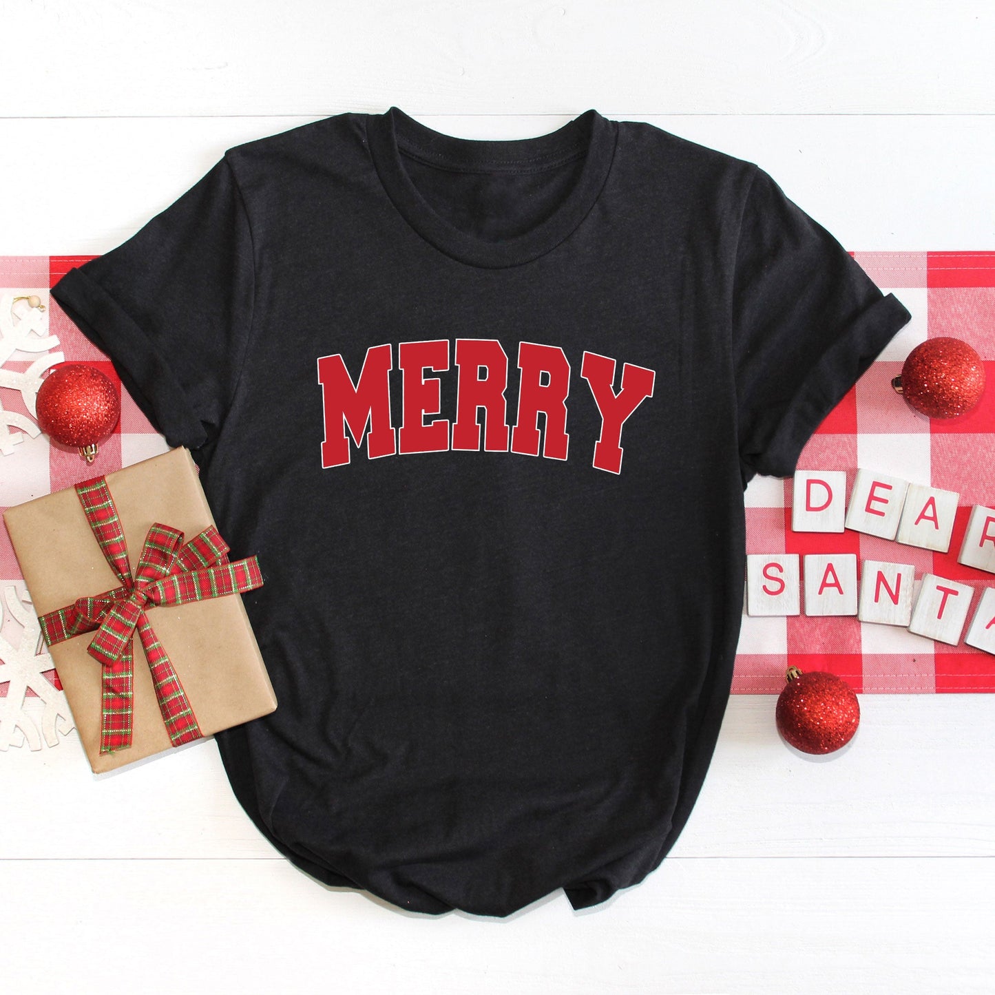 Merry Varsity White Outline | Short Sleeve Crew Neck