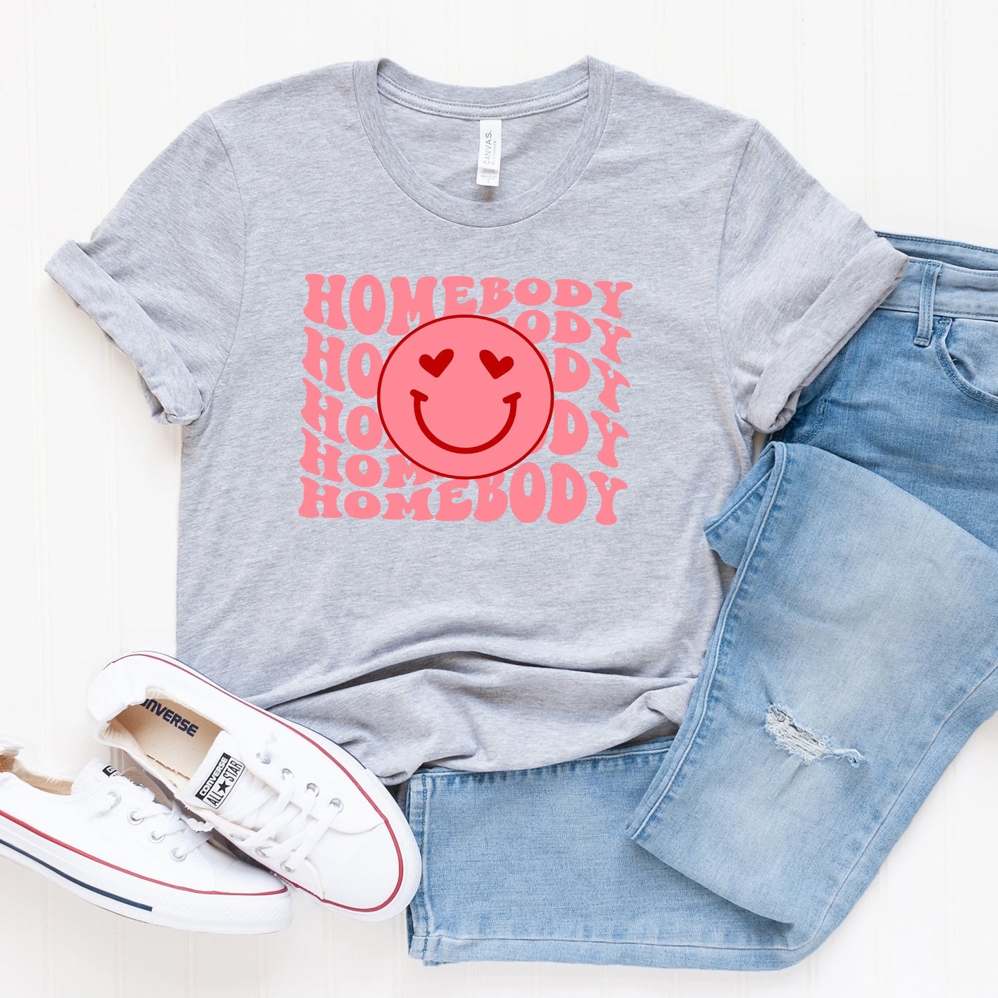 Homebody Stacked Smiley Face | Short Sleeve Crew Neck