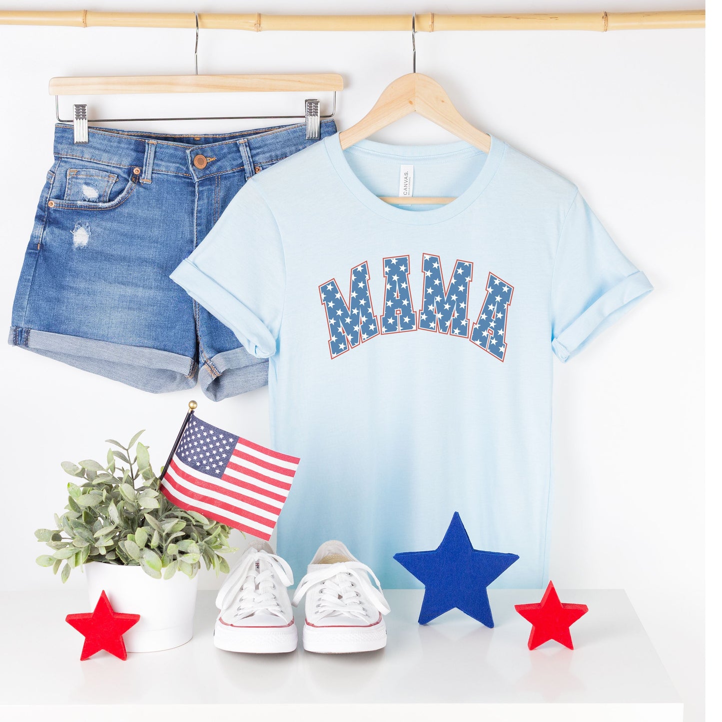 Retro Mama Stars | Short Sleeve Crew Neck