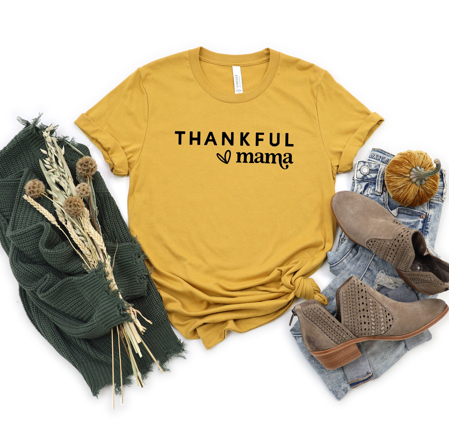 Thankful Mama Bold Heart | Short Sleeve Crew Neck
