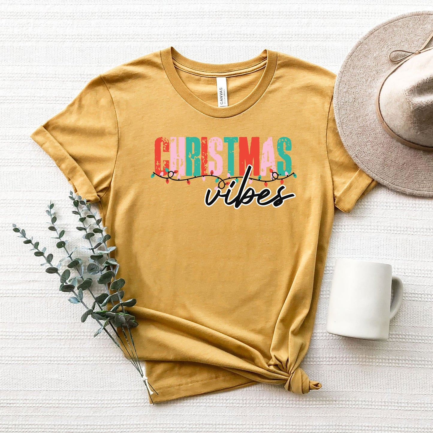 Christmas Vibes Lights | Short Sleeve Crew Neck