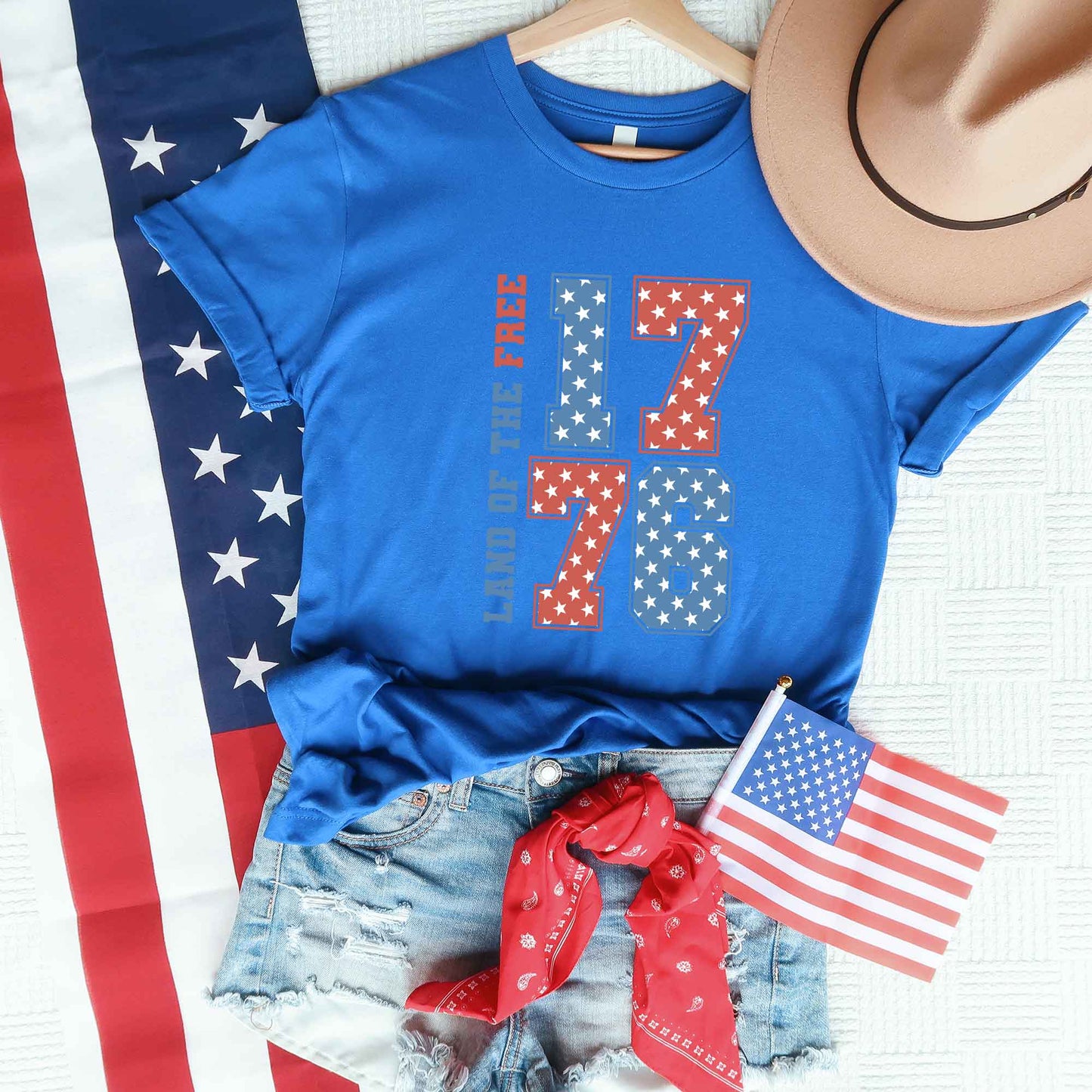 Land of the Free Retro Stars | Short Sleeve Crew Neck