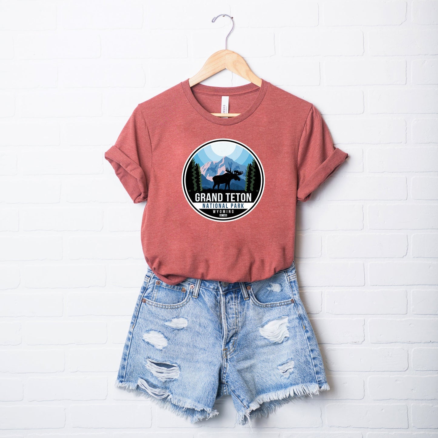 Grand Teton National Park Badge | Short Sleeve Crew Neck
