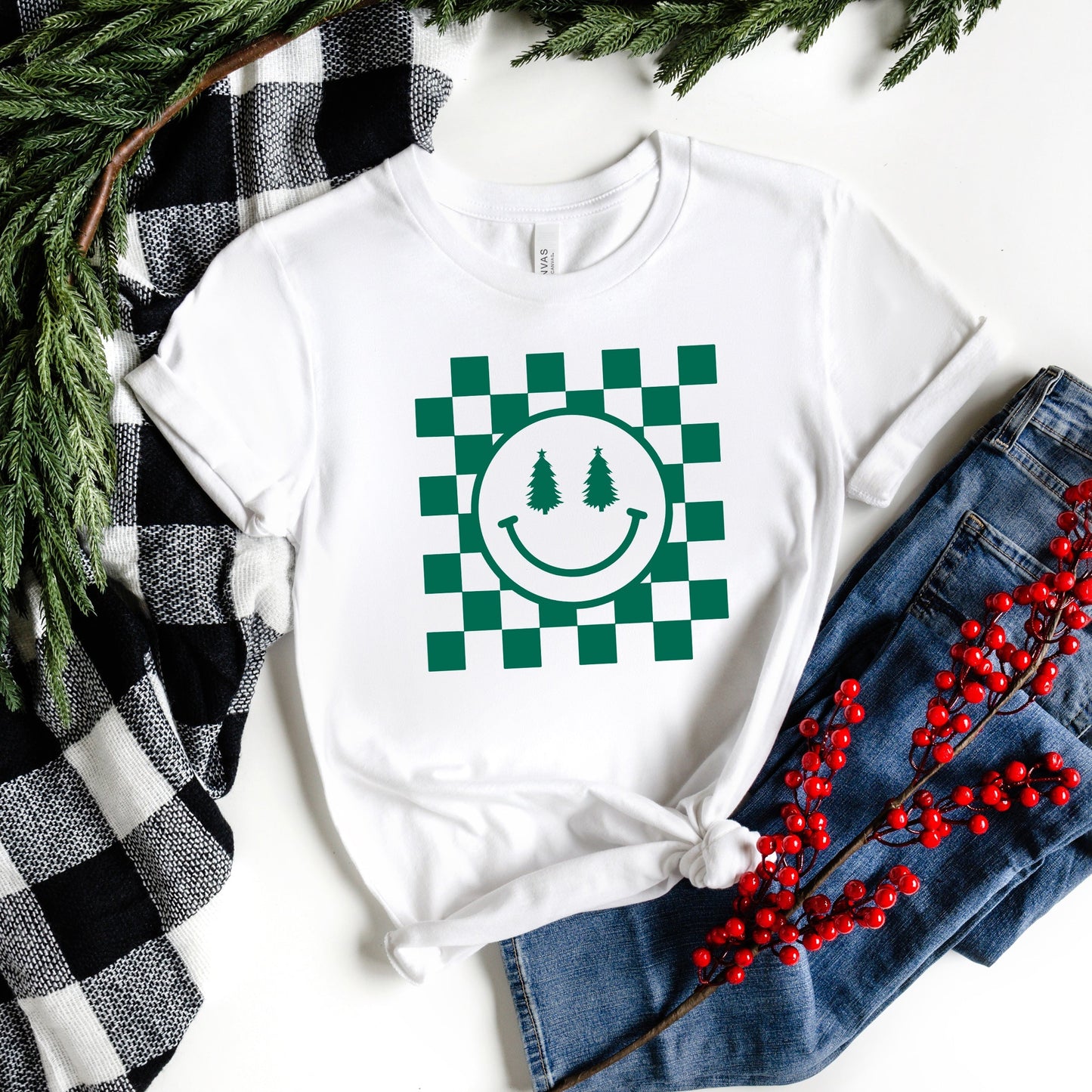 Checkered Christmas Smiley | Short Sleeve Crew Neck