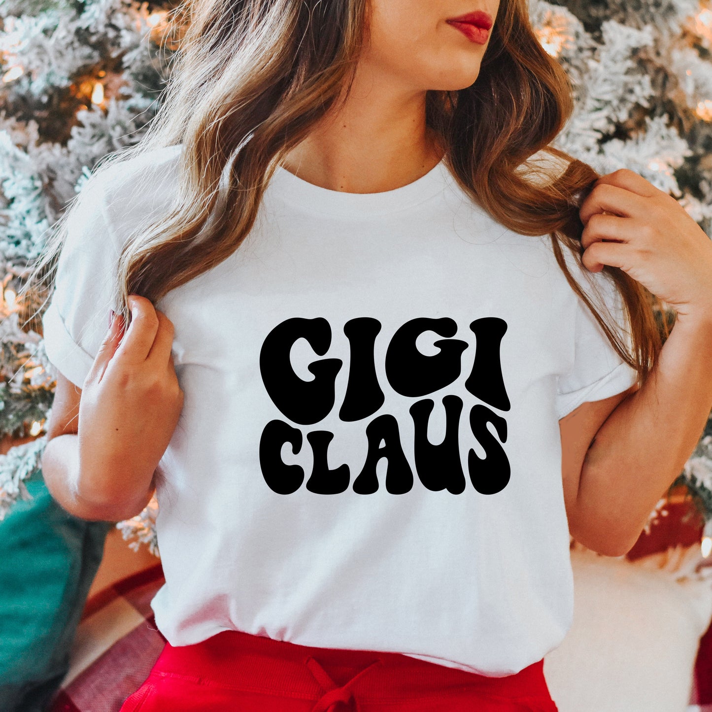 Gigi Claus Wavy | Short Sleeve Crew Neck