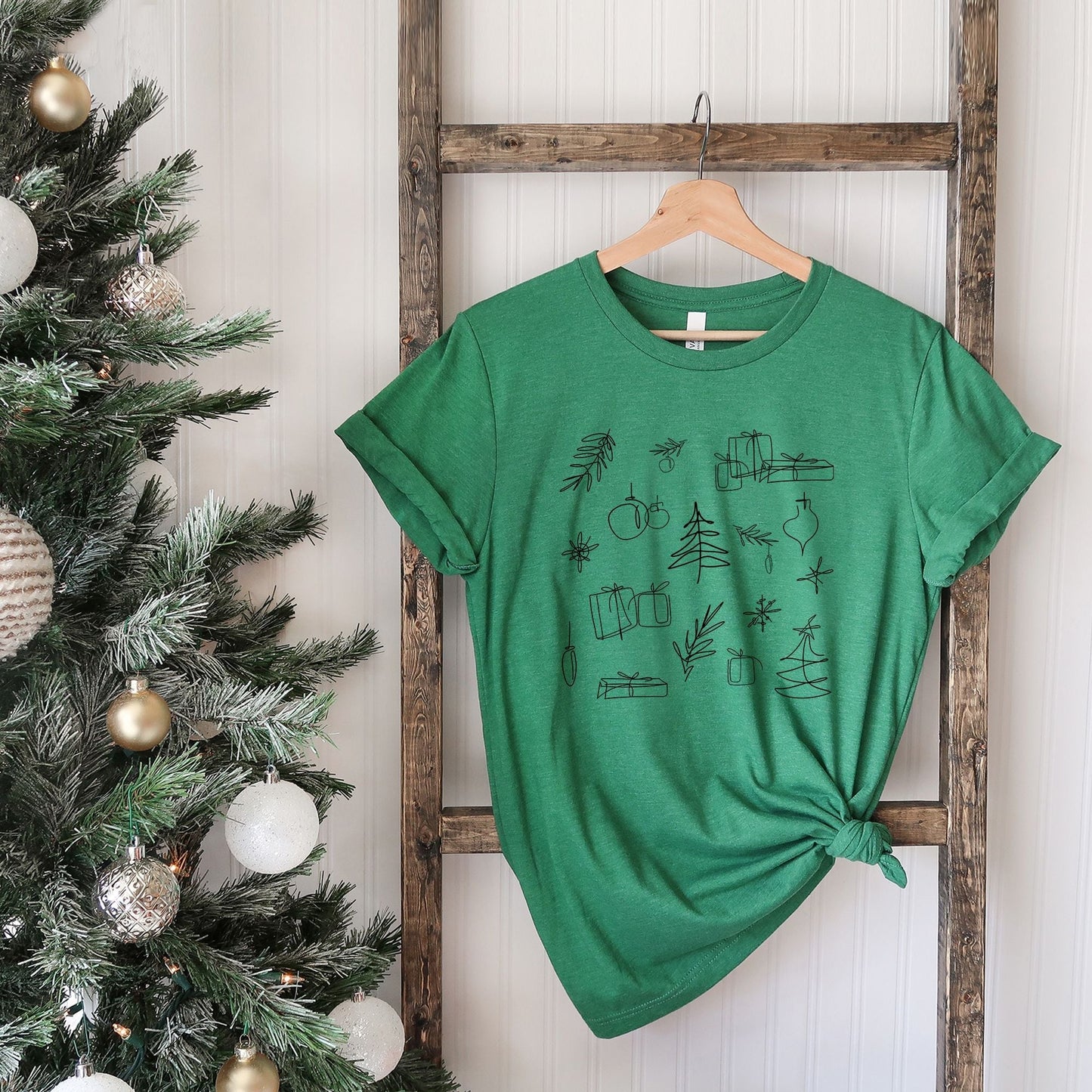 Christmas Clipart | Short Sleeve Crew Neck