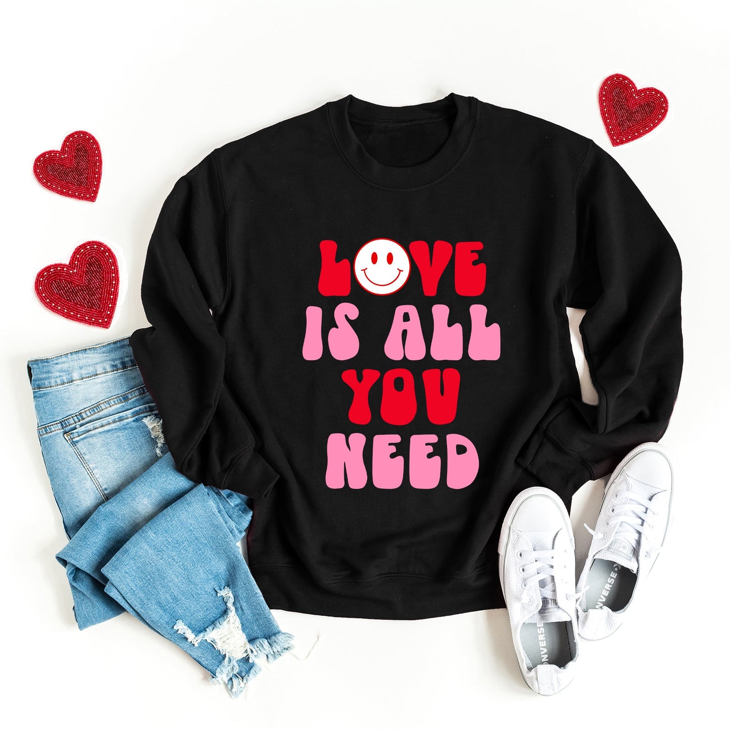 Love Is All You Need Smiley | Sweatshirt