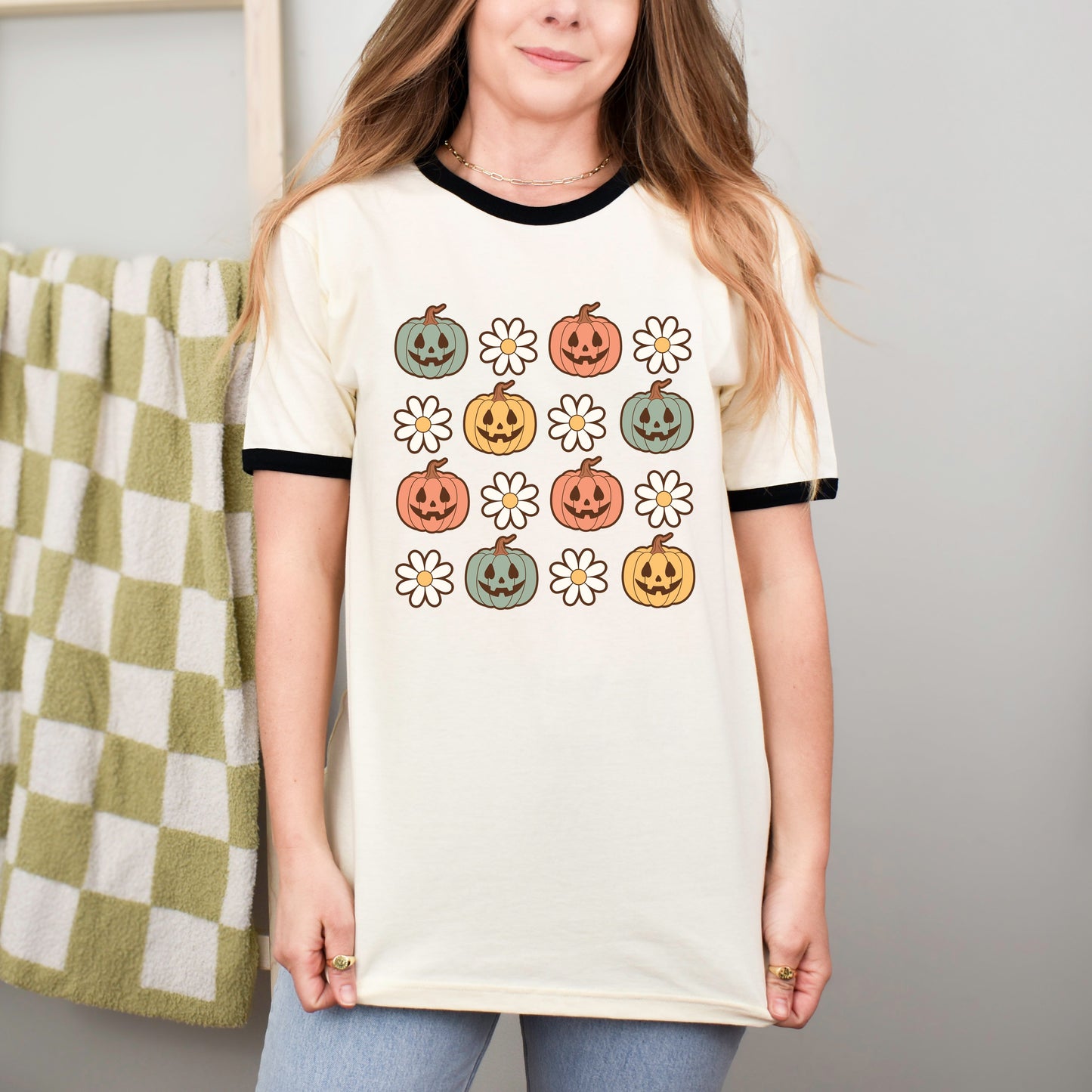 Pumpkin Daisies | Ringer Tee