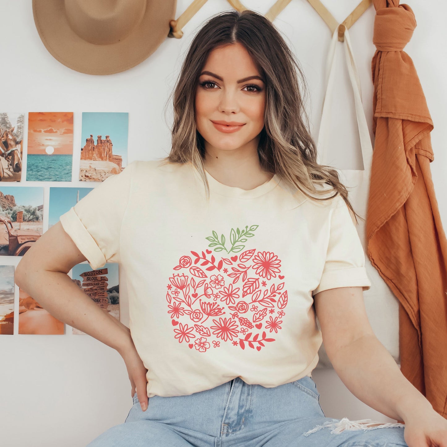 Colorful Flower Apple | Short Sleeve Crew Neck