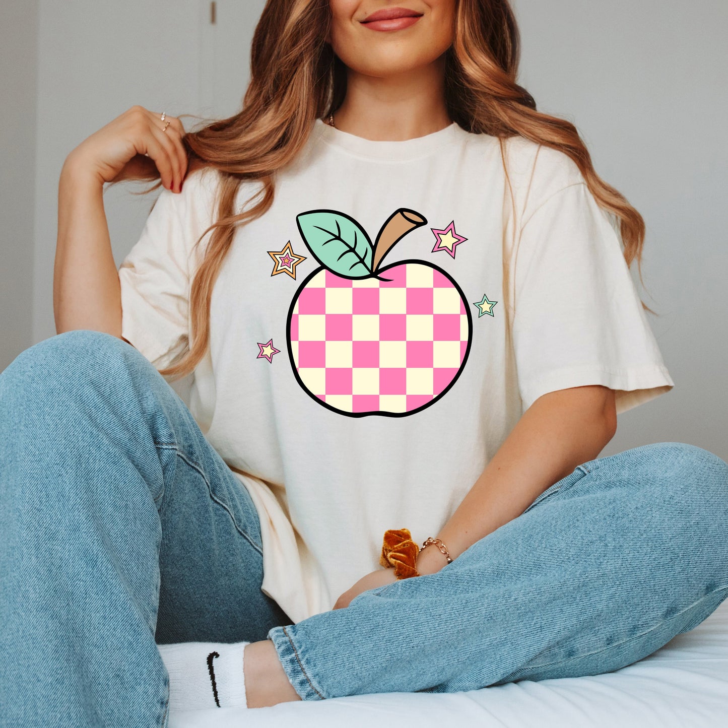 Checkered Apple Stars | Garment Dyed Tee