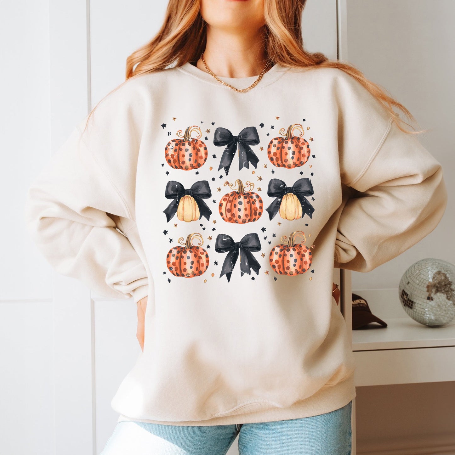 Coquette Black Bow Pumpkin Chart | Sweatshirt