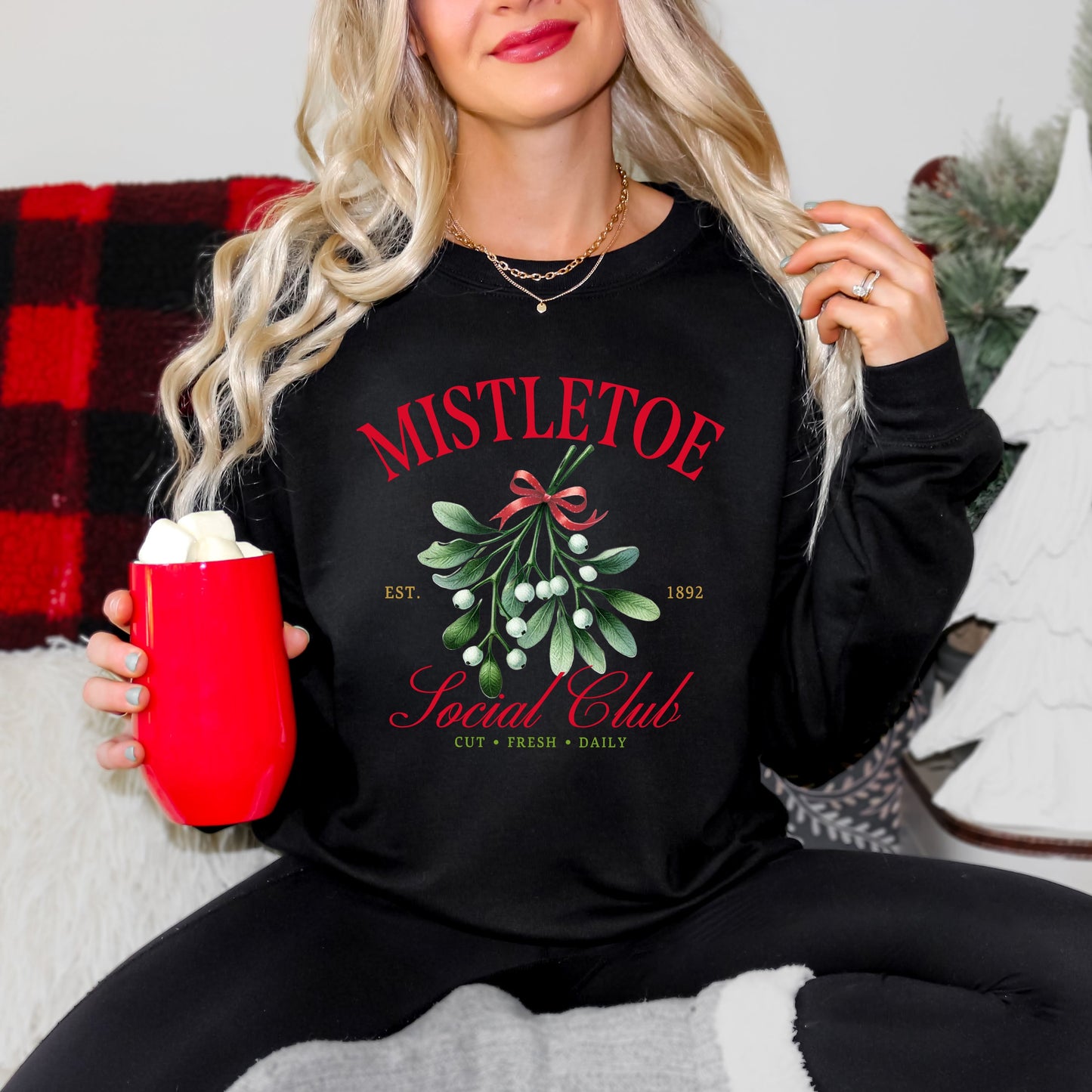 Mistletoe Social Club | Sweatshirt