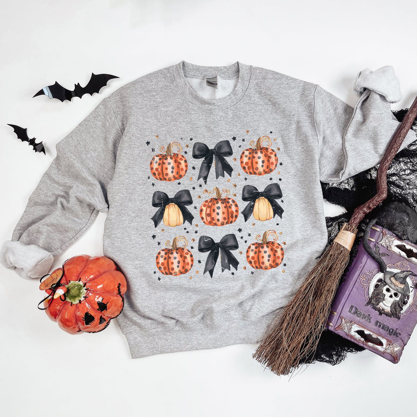 Coquette Black Bow Pumpkin Chart | Sweatshirt