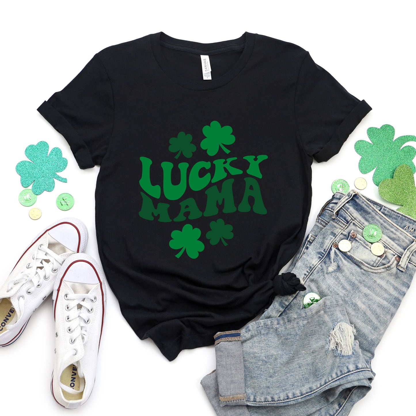 Lucky Mama Clovers | Short Sleeve Graphic Tee