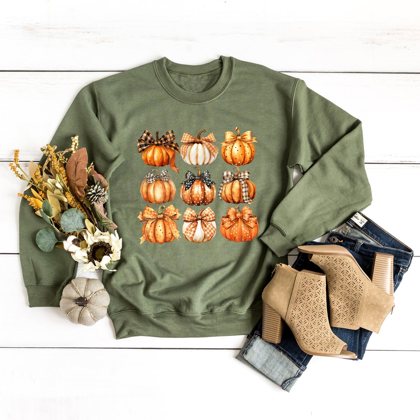 Coquette Fall Pumpkin Chart | Sweatshirt