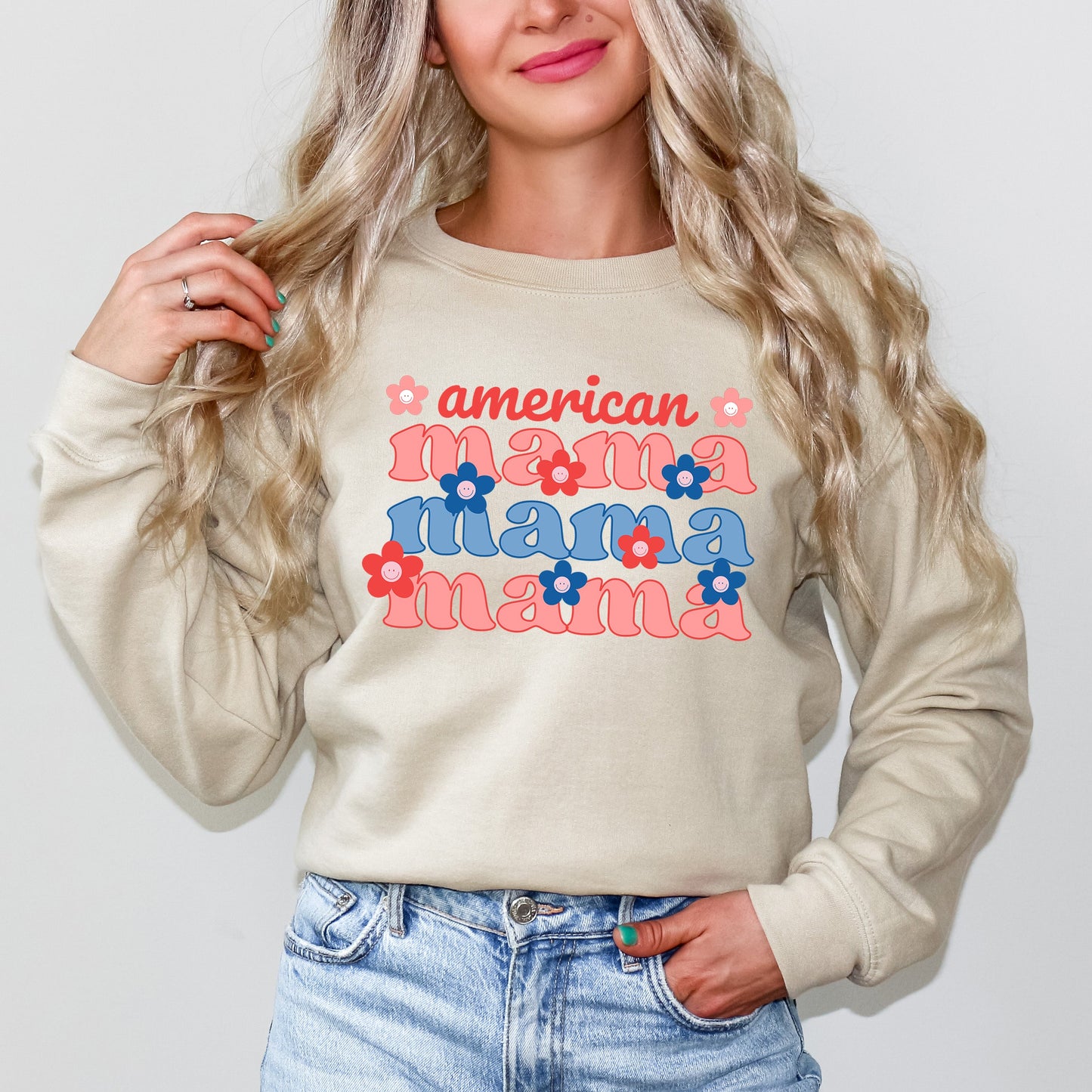 American Mama Smiley Face | Sweatshirt