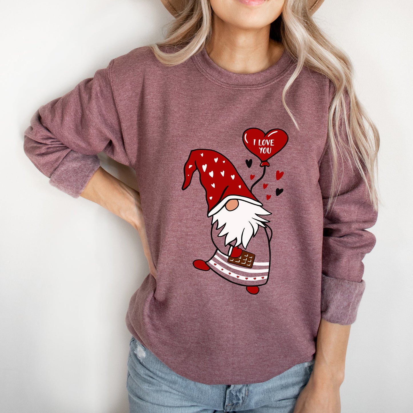 Valentine Gnome Heart | Sweatshirt