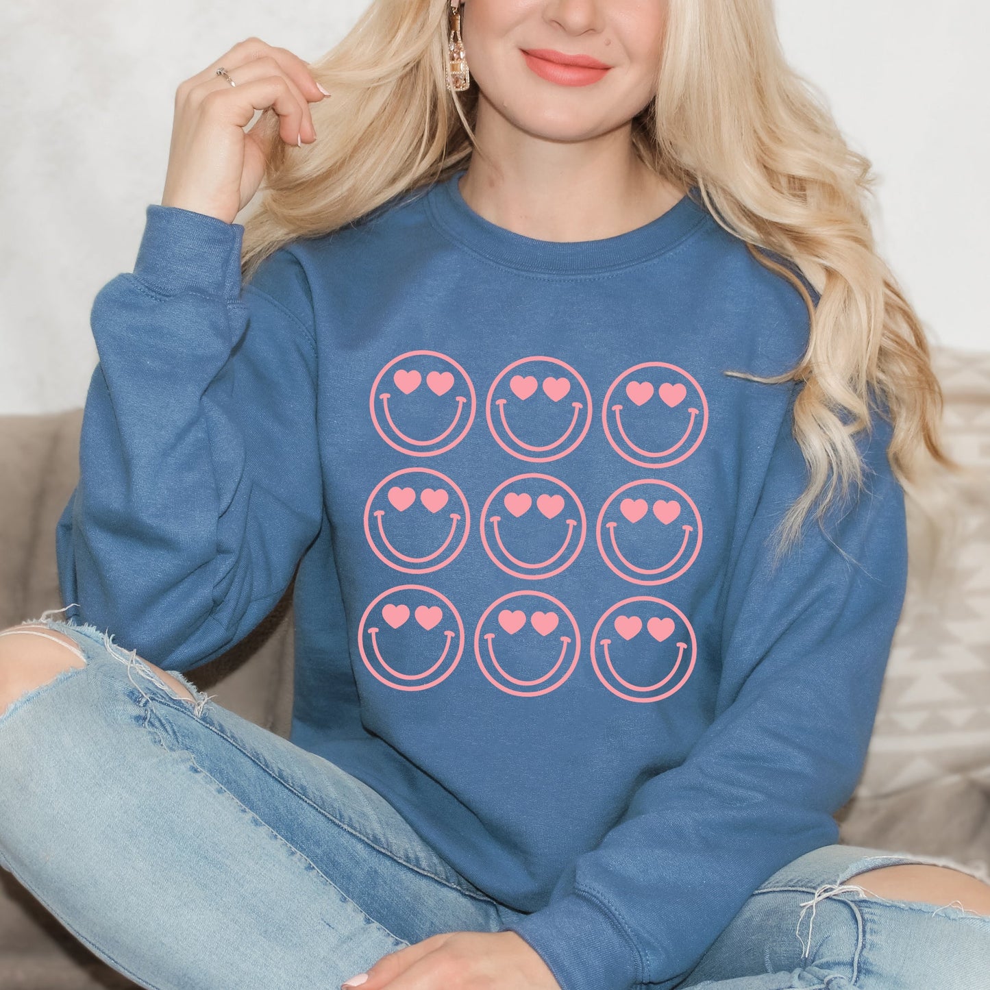 Love Smiley Grid | Sweatshirt