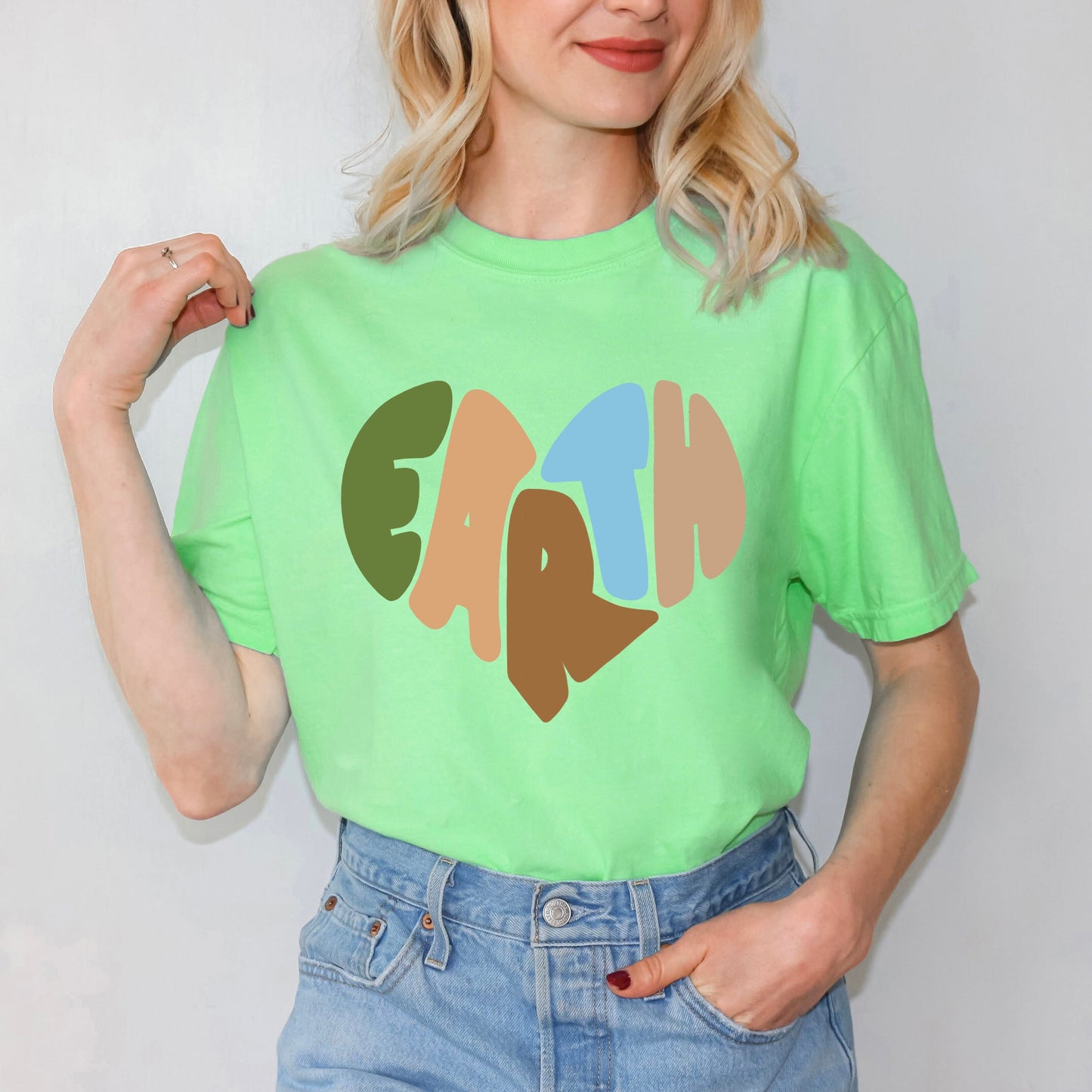 Earth Heart | Garment Dyed Short Sleeve Tee