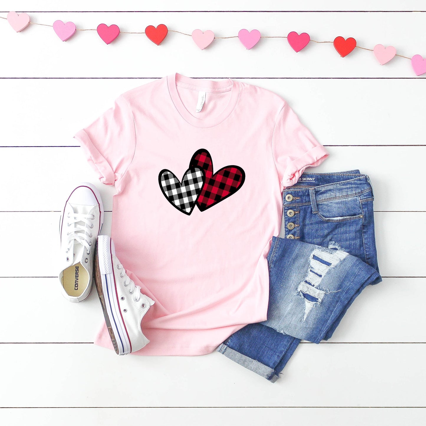 Buffalo Plaid Hearts | Short Sleeve Graphic Tee