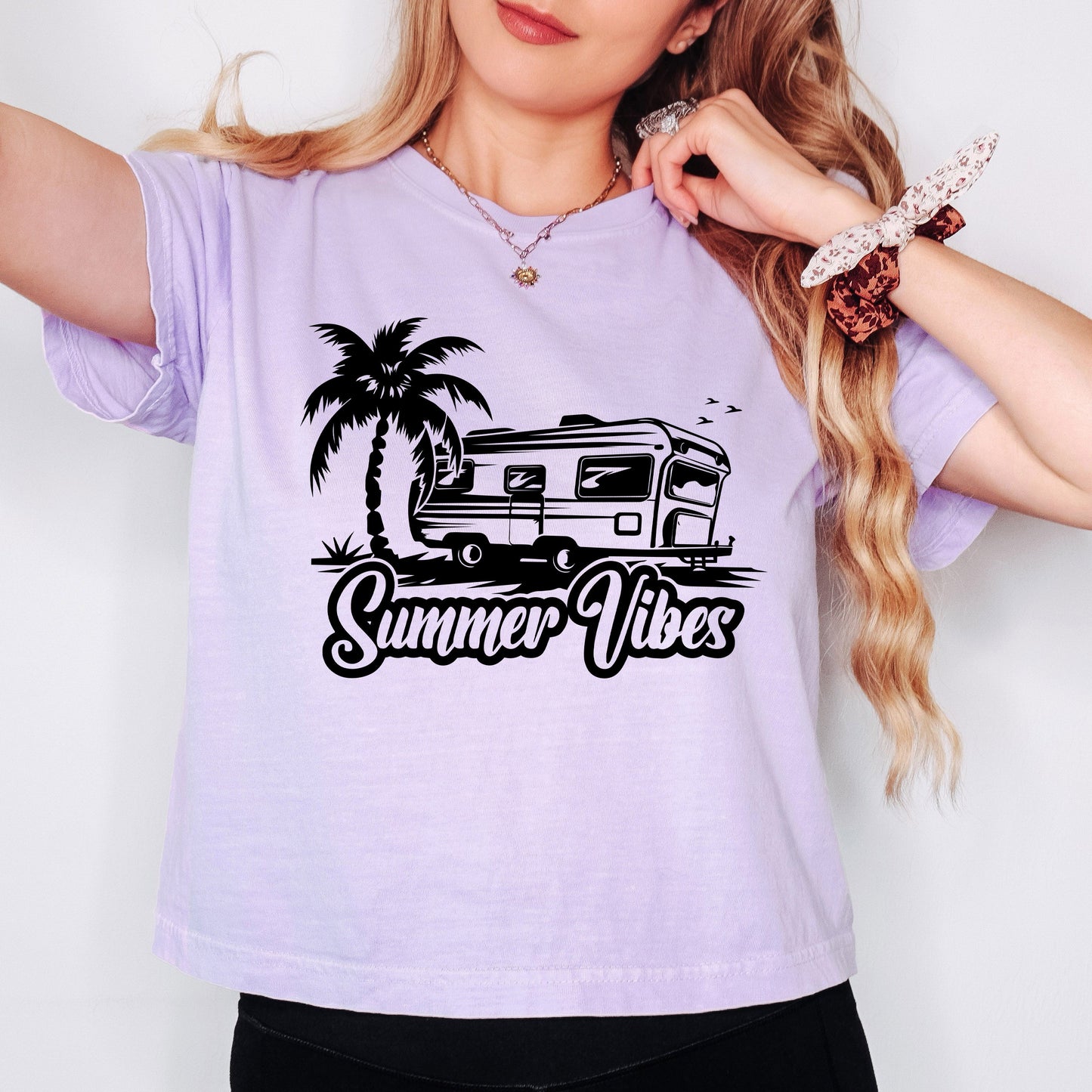 Summer Vibes Camper  | Relaxed Fit Cropped Tee