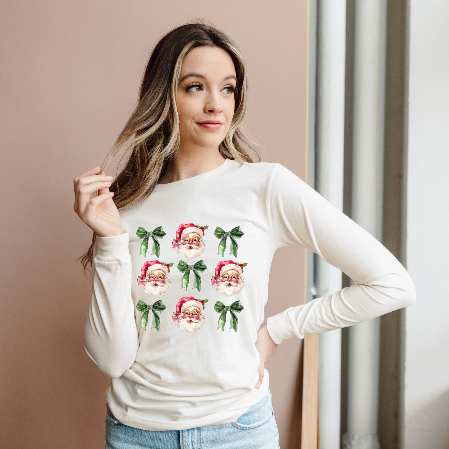 Coquette Vintage Santa | Long Sleeve Crew Neck