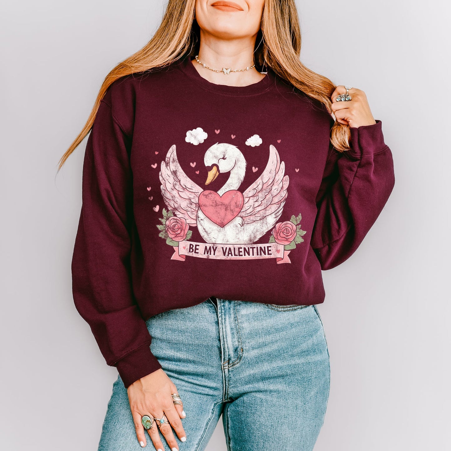 Be My Valentine Swan | Sweatshirt