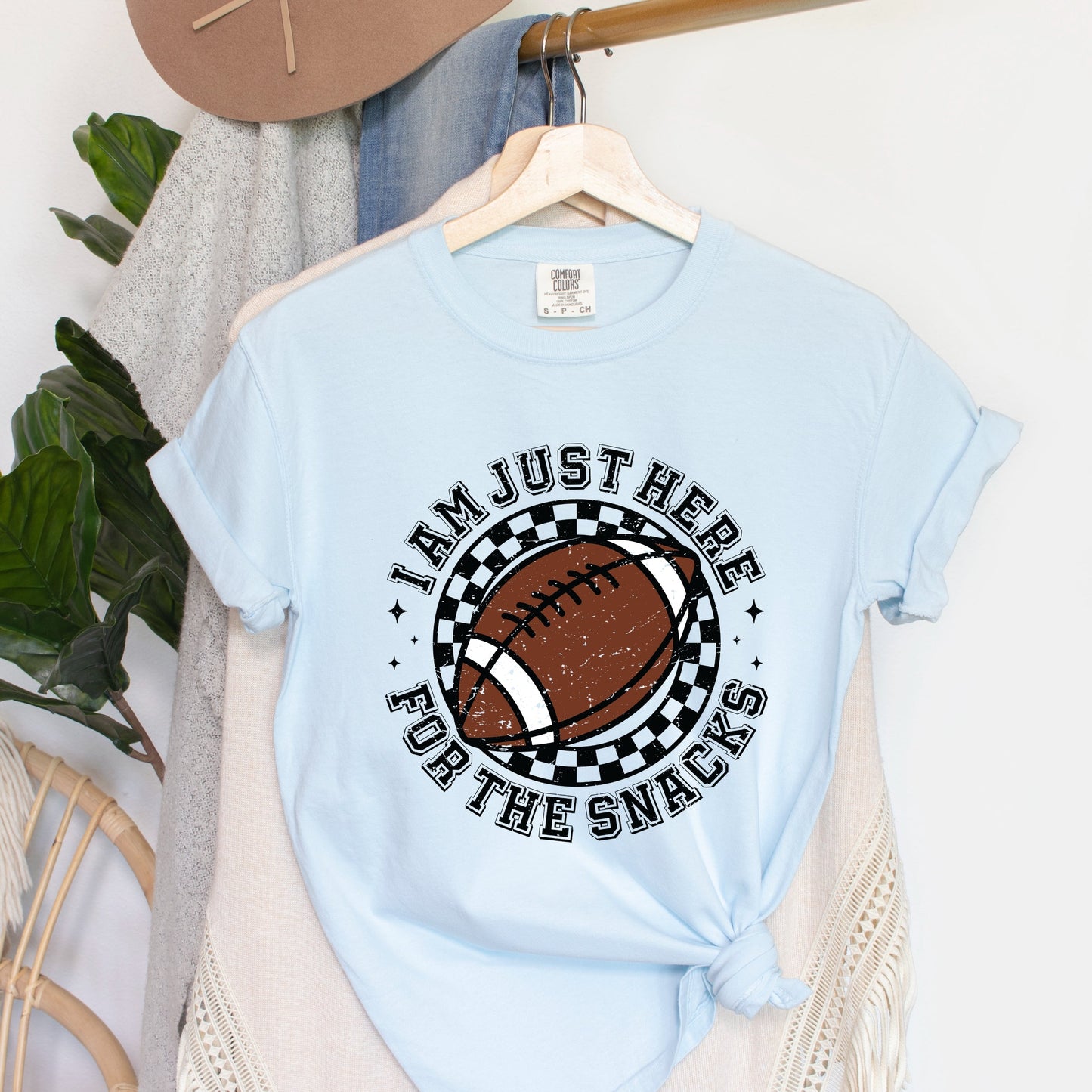 I Am Just Here For The Snacks - Women's Garment Dyed Graphic T-Shirt