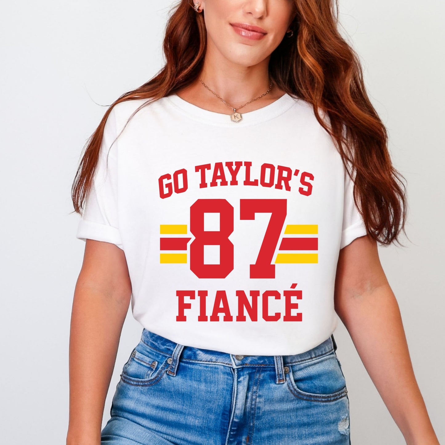 Go Taylor's Fiancé 87 - Women's Garment Dyed Tee