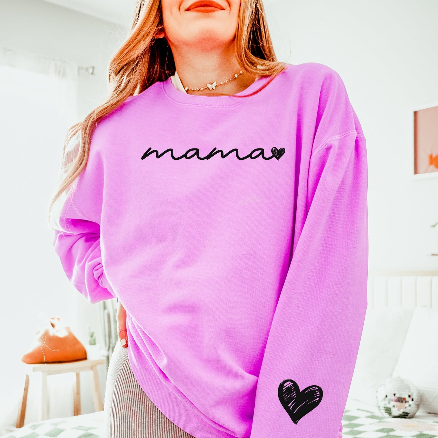 Mama Cursive Heart - Women's Lightweight Garment Dyed Sweatshirt