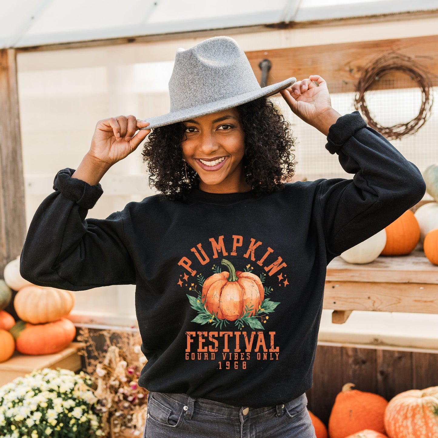 Pumpkin Festival Gourd Vibes - Women's Graphic Sweatshirt