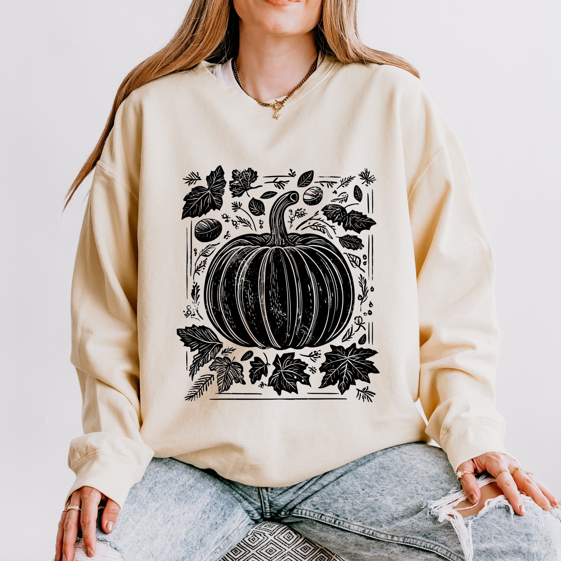 Pumpkin With Leaves Distressed - Women's Lightweight Garment Dyed Sweatshirt