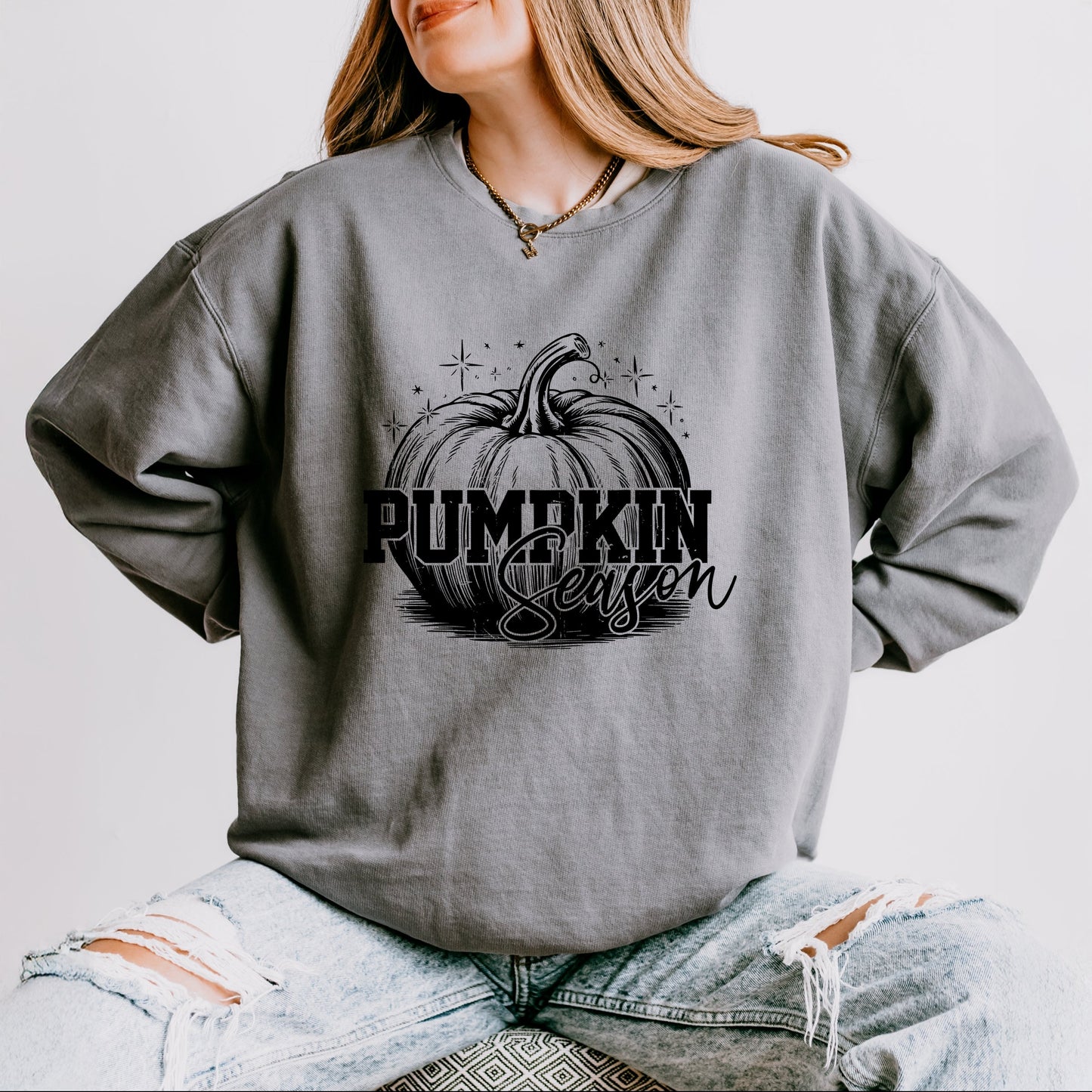 Pumpkin Season Sparkles Distressed - Women's Lightweight Garment Dyed Sweatshirt