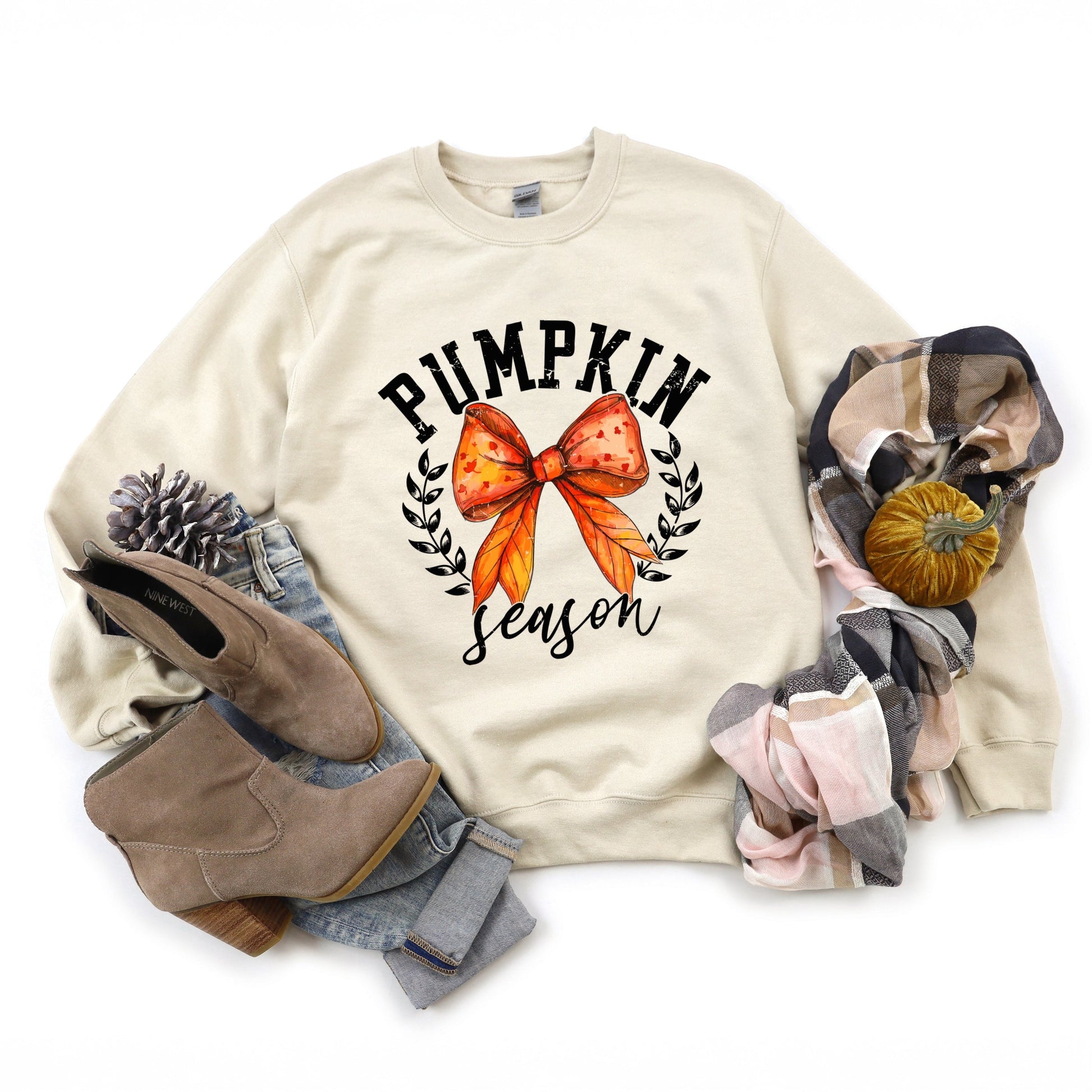 Coquette Orange Bow Pumpkin Season - Women's Graphic Sweatshirt