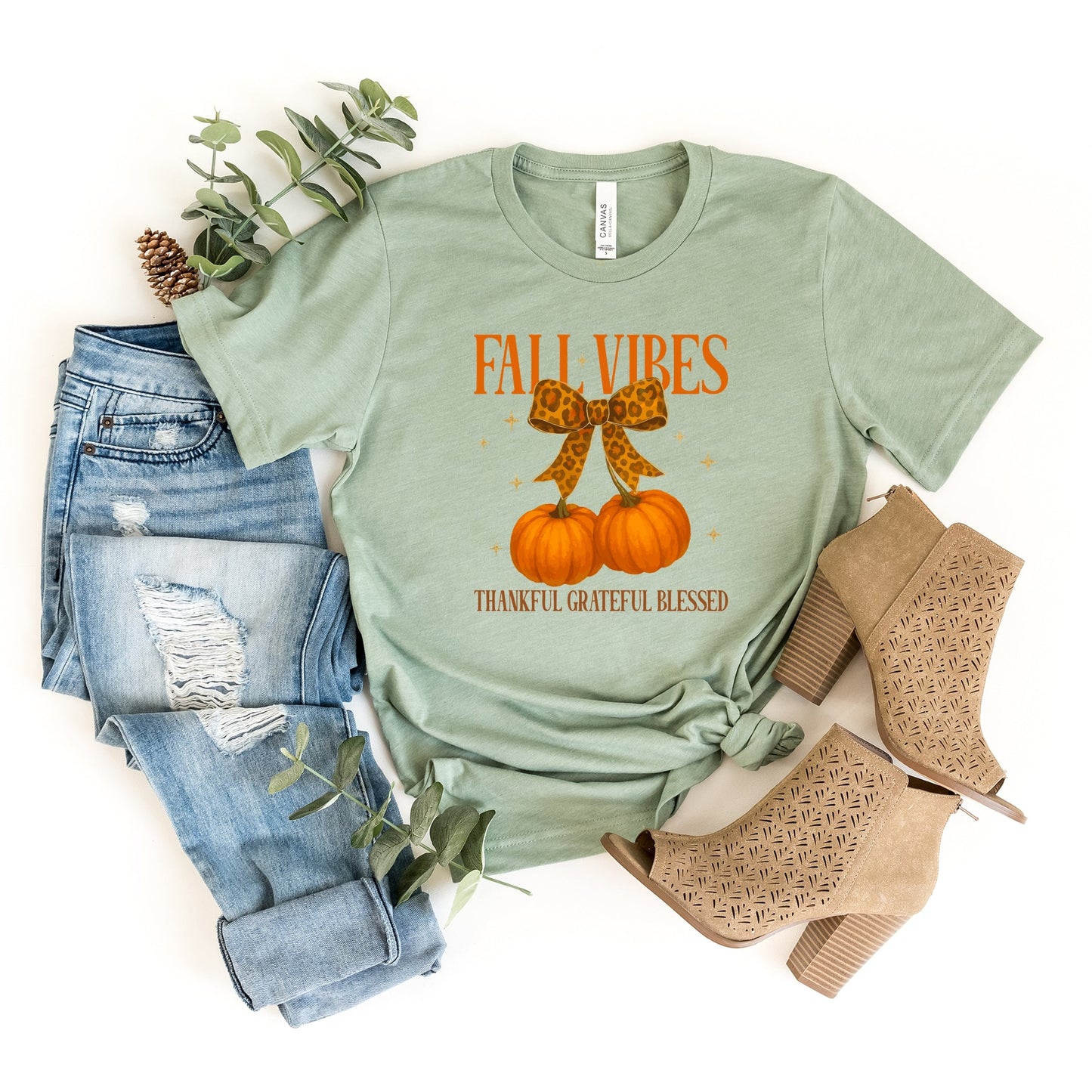 Coquette Thankful Grateful Blessed - Women's Short Sleeve Graphic T-Shirt