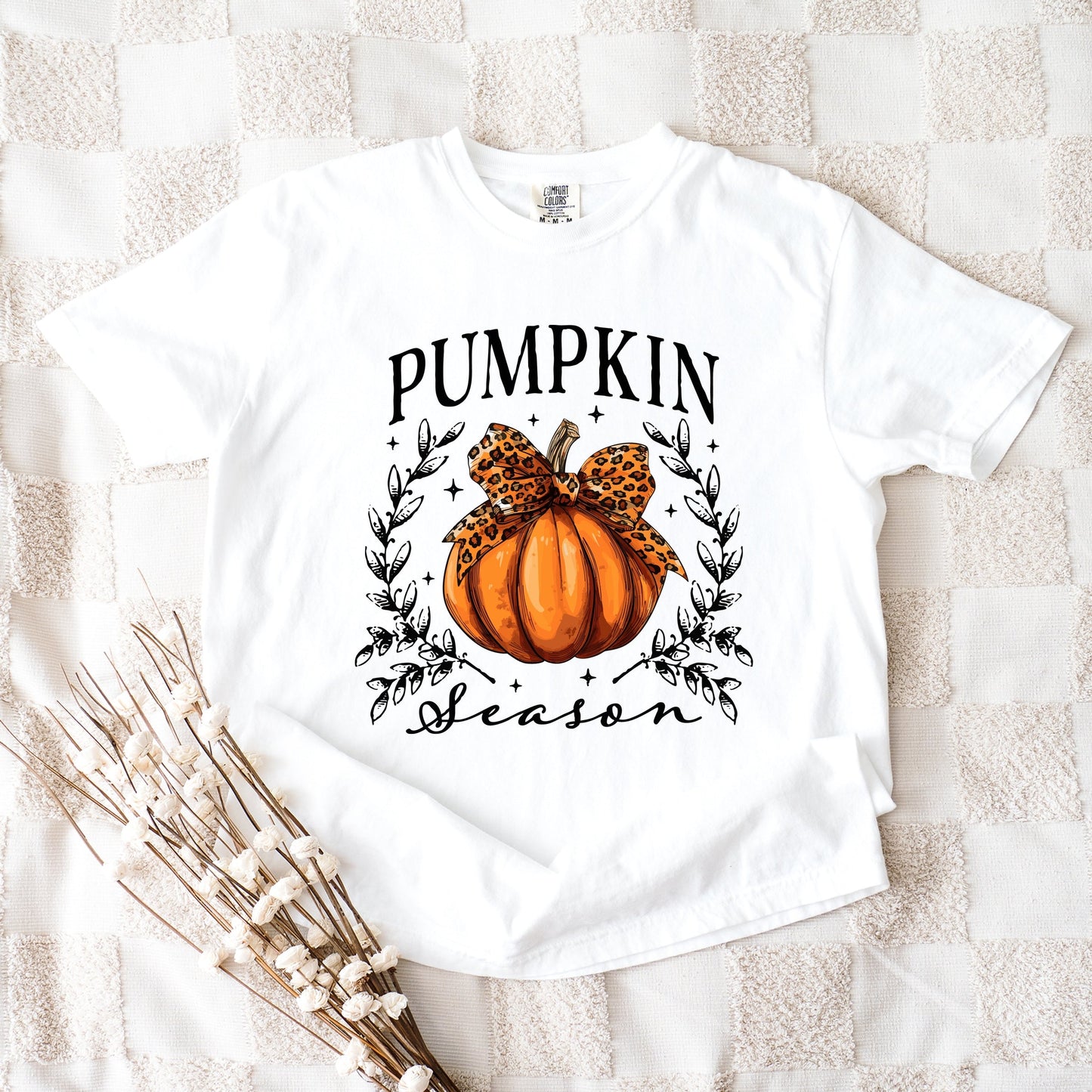 Pumpkin Season Leopard Bow - Women's Garment Dyed Graphic T-Shirt
