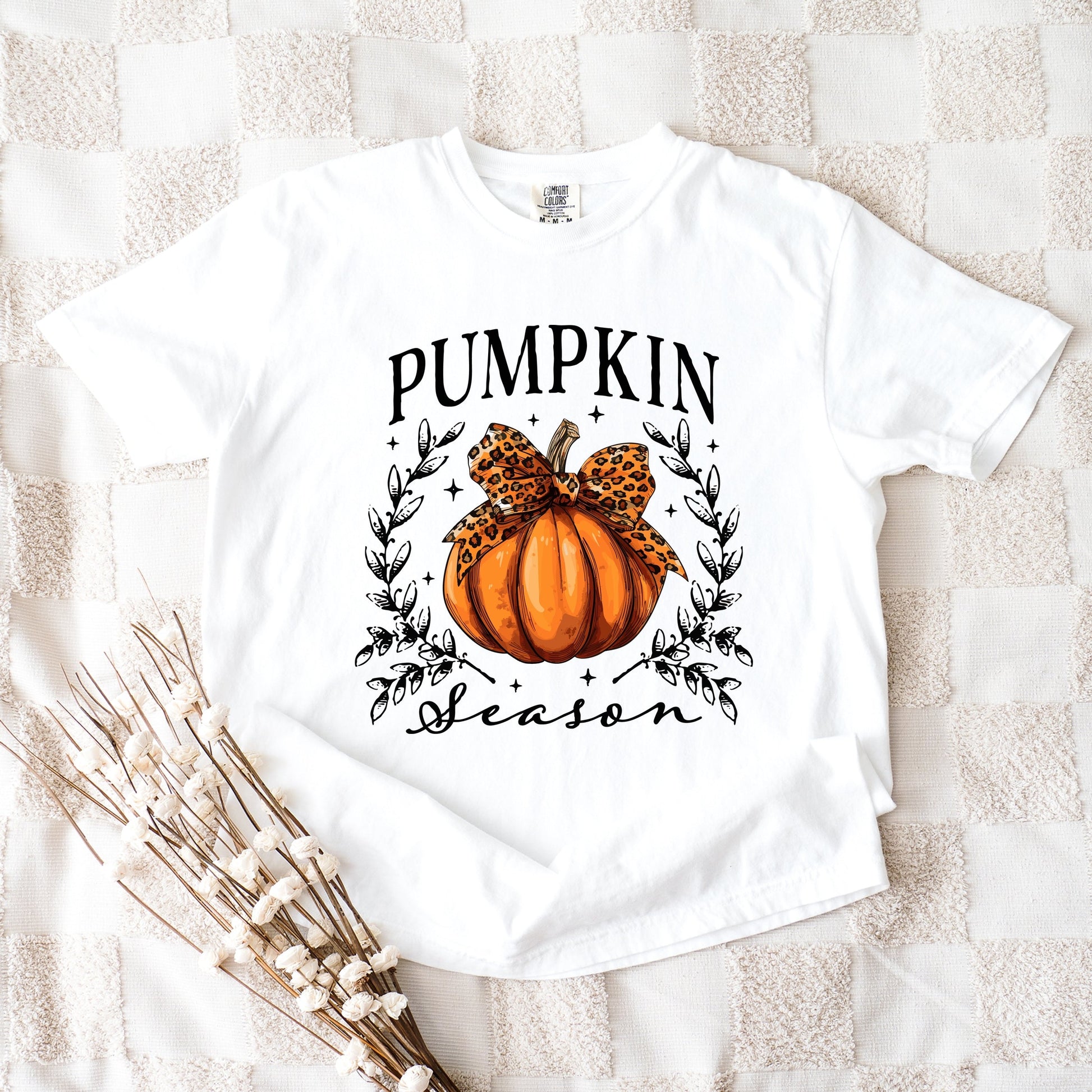 Pumpkin Season Leopard Bow - Women's Garment Dyed Graphic T-Shirt