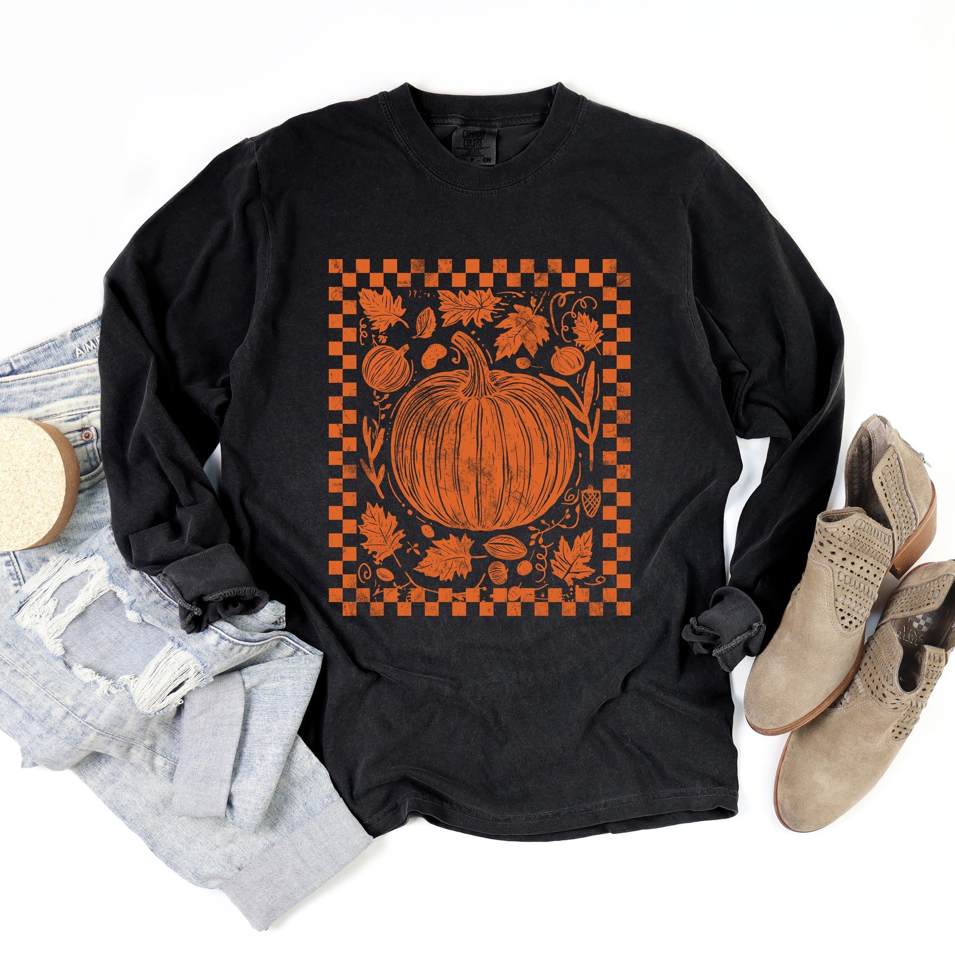 Pumpkin Checkered Distressed - Women's Garment Dyed Long Sleeve Graphic T-Shirt