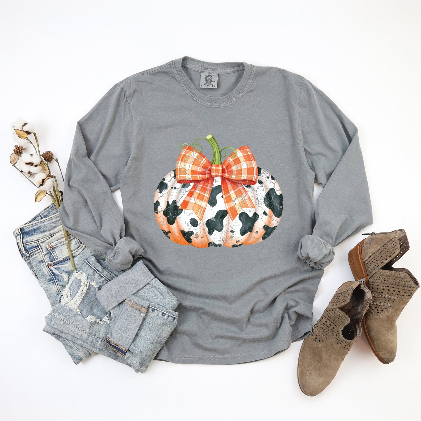 Cow Pumpkin Coquette Distressed - Garment Dyed Long Sleeve