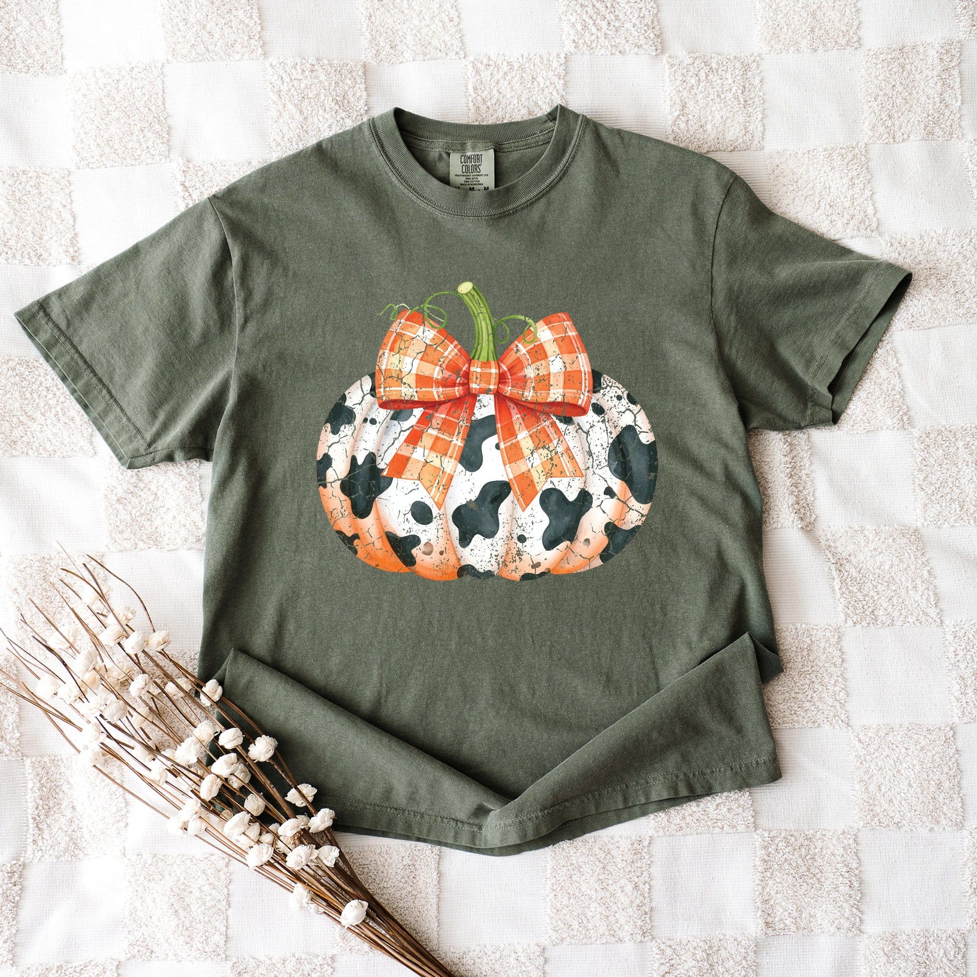 Cow Pumpkin Coquette Distressed - Garment Dyed Tee