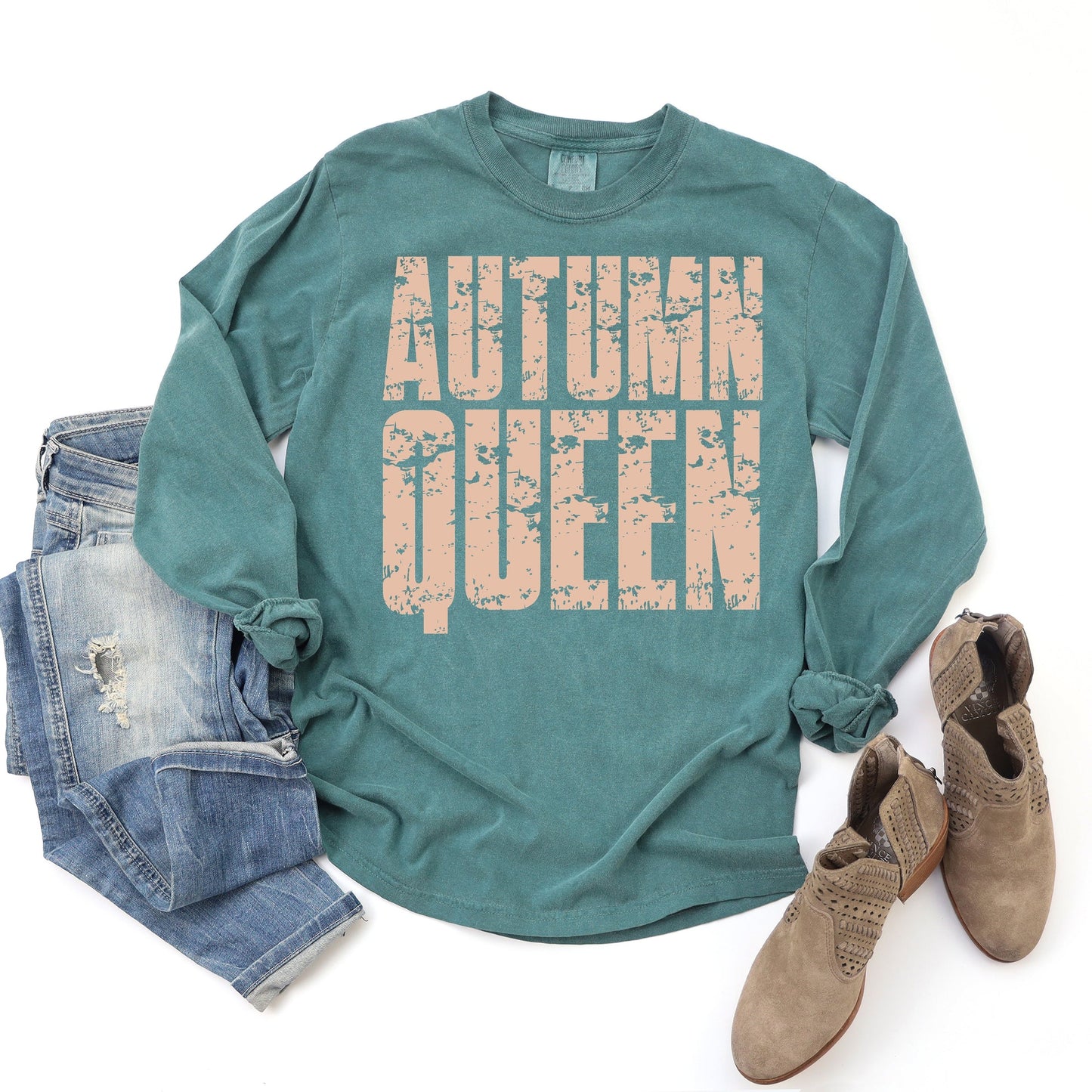 Autumn Queen Block Distressed - Women's Garment Dyed Long Sleeve Graphic T-Shirt