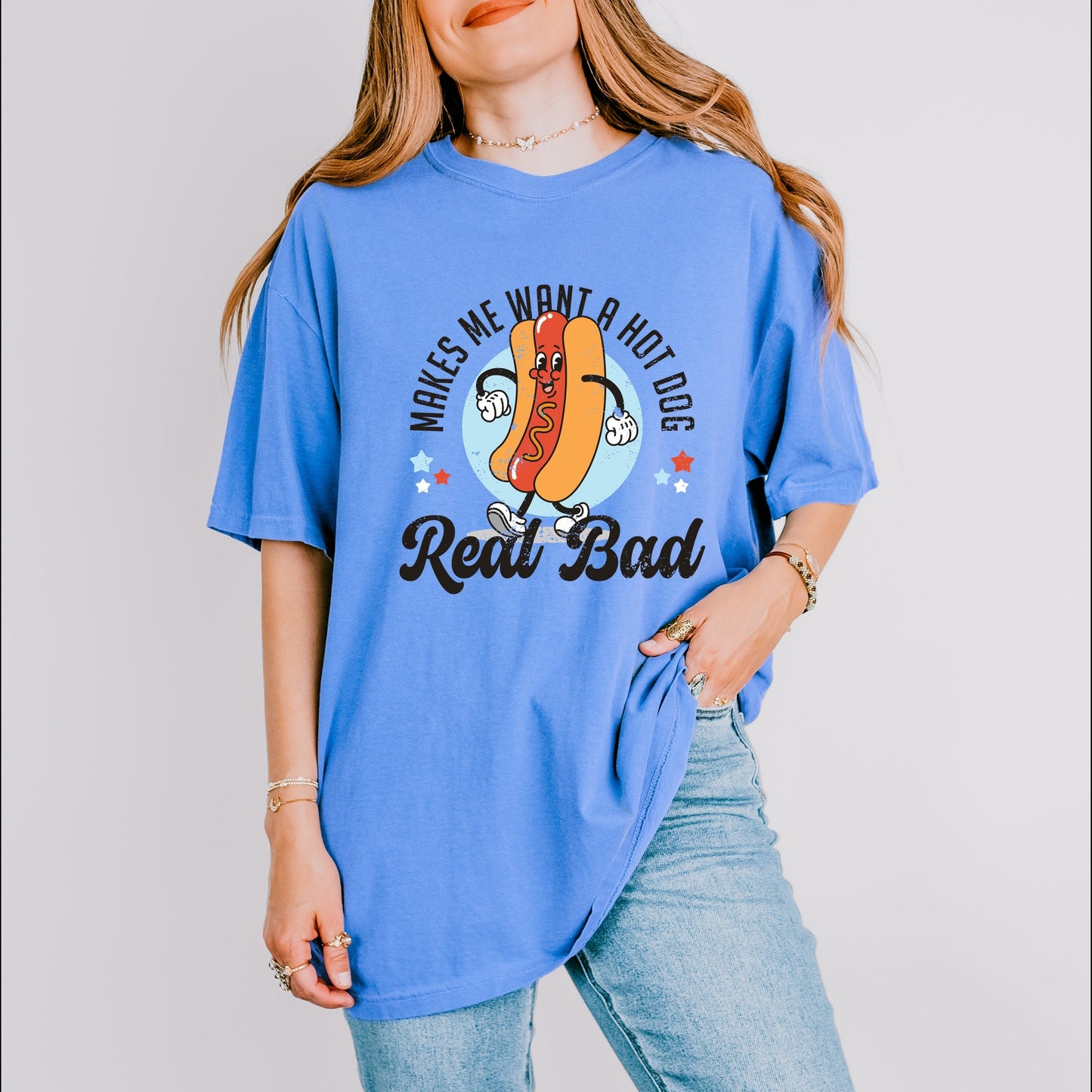 Makes Me Wants A Hot Dog Real Bad Cartoon - Women's Garment Dyed Graphic T-Shirt