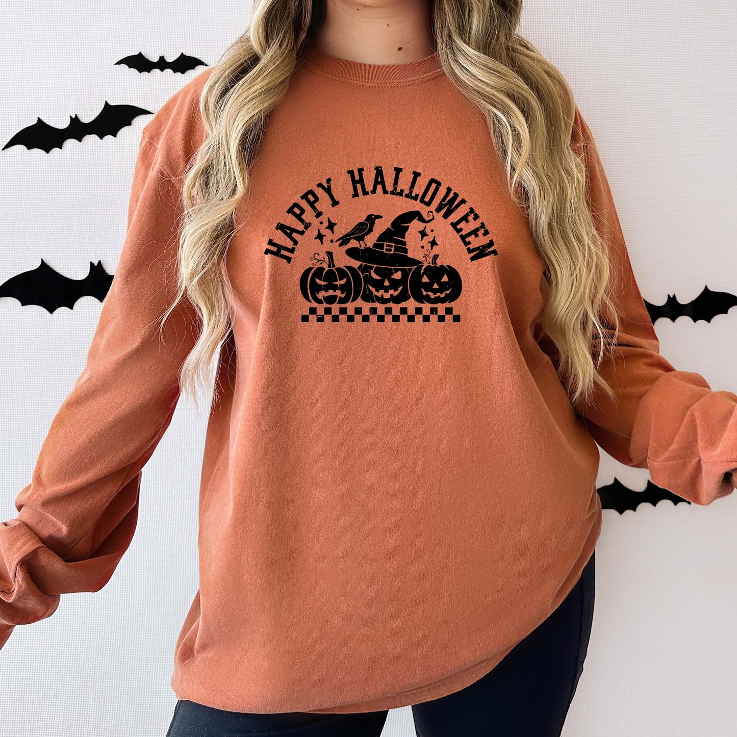 Happy Halloween Arch Distressed - Women's Garment Dyed Long Sleeve Graphic T-Shirt