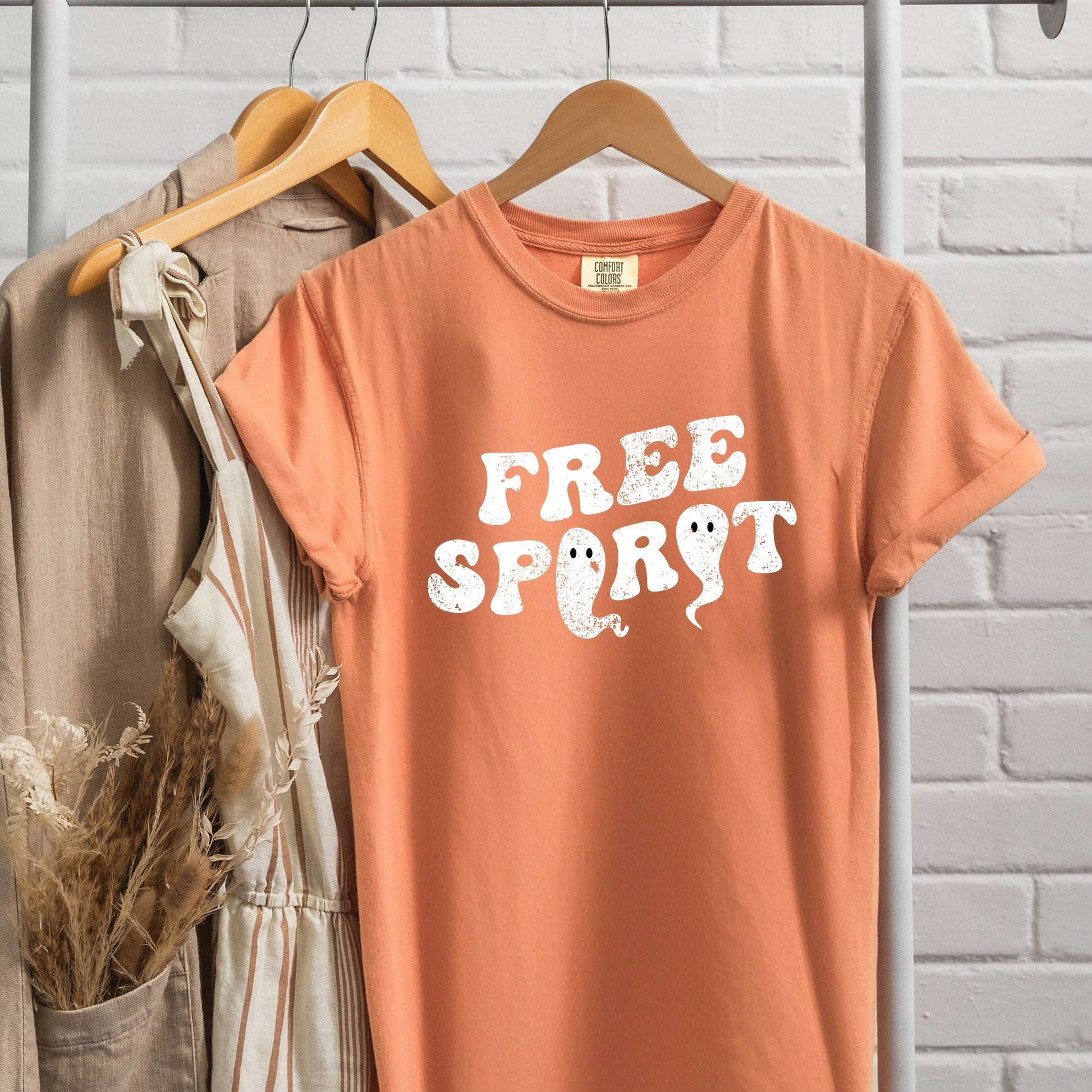 Free Spirit Ghost Distressed - Women's Garment Dyed Graphic T-Shirt