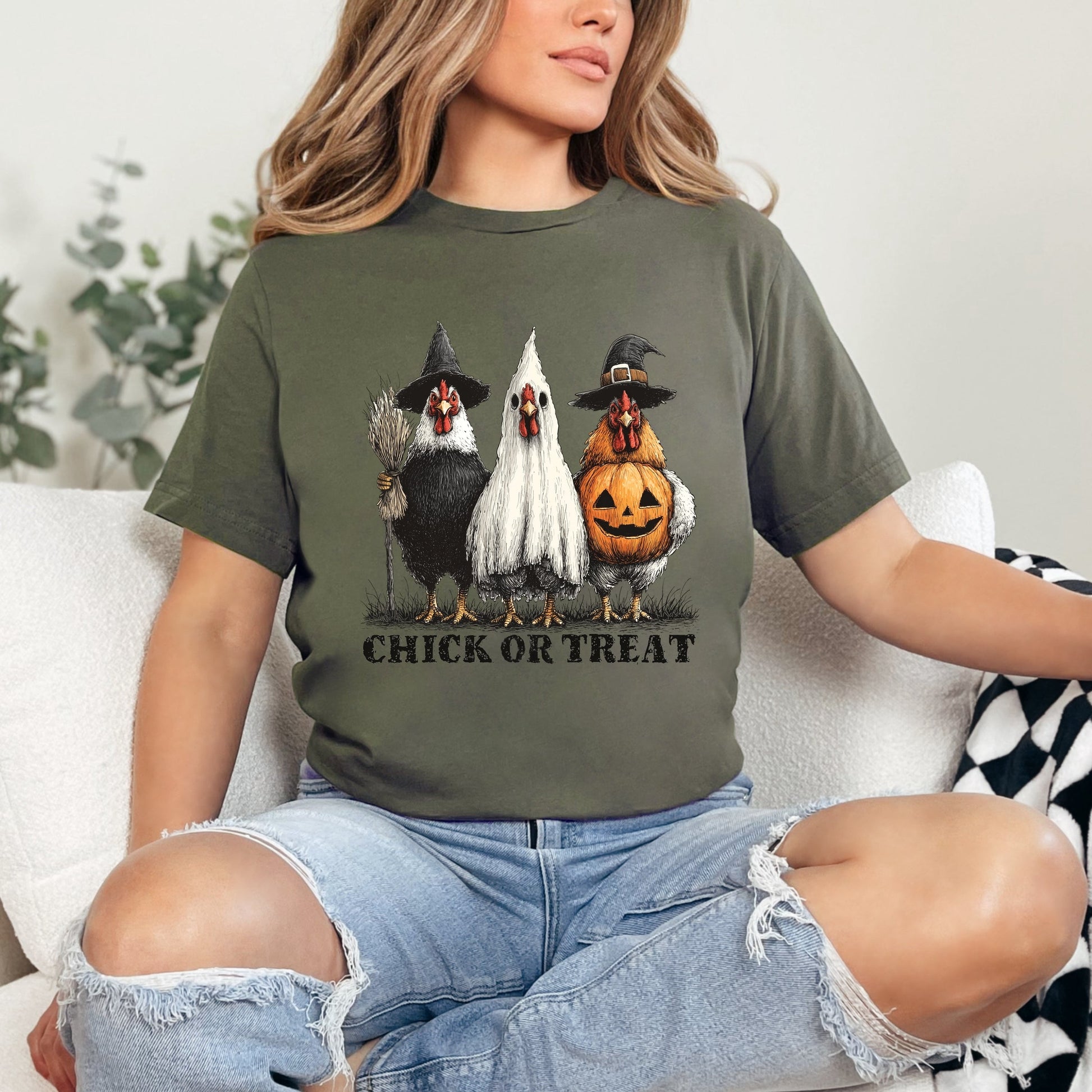 Chick or Treat Halloween Chickens - Short Sleeve Tee